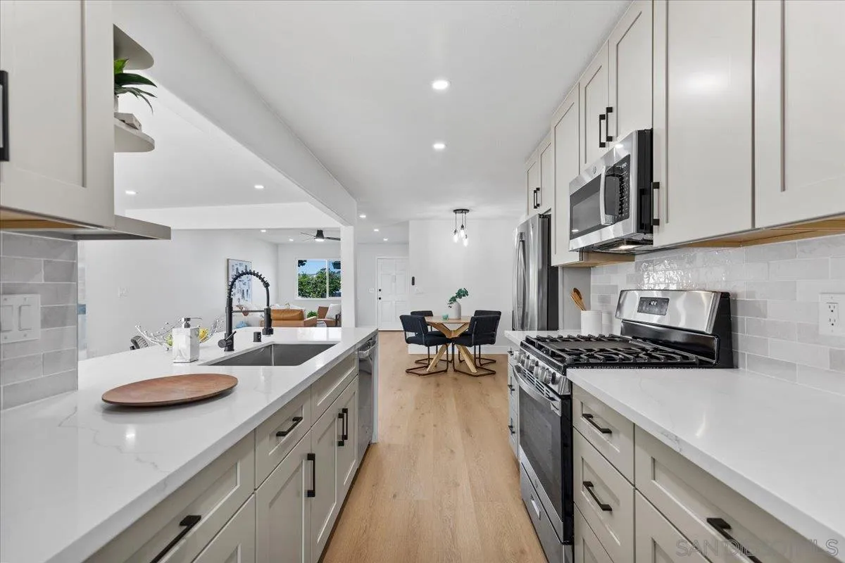 https://cdn.realtyfeed.com/cdn/127/260006363/865fafe6099b79f4904e5bc8ba903e1e.webp