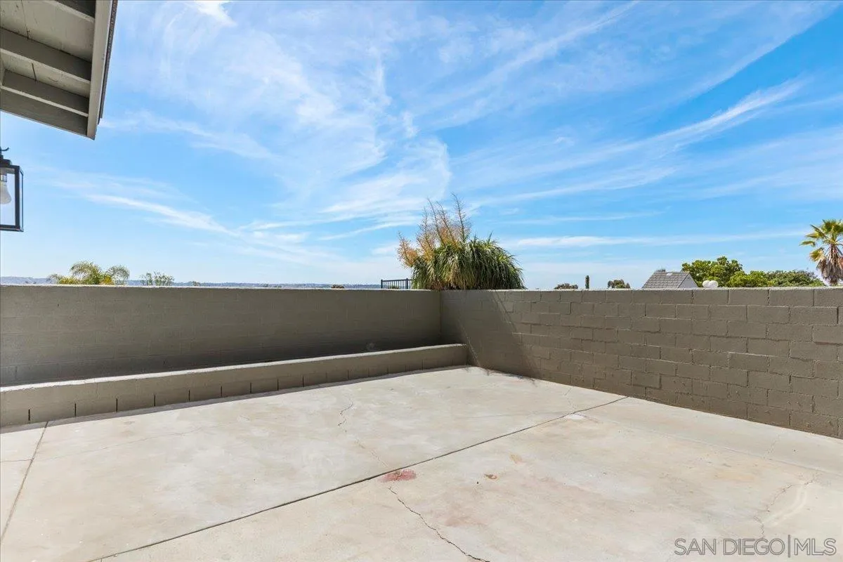 https://cdn.realtyfeed.com/cdn/127/260006363/96e947272ad2f62e3131c00051c5680b.webp
