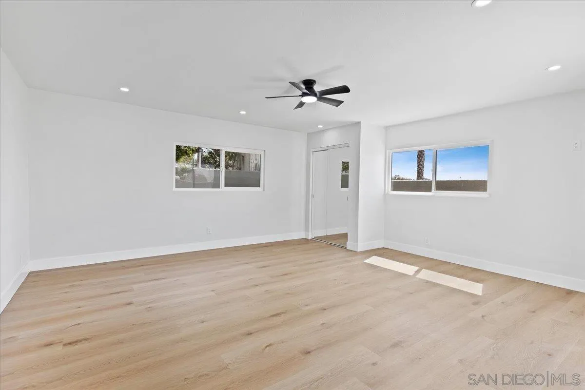 https://cdn.realtyfeed.com/cdn/127/260006363/9eb777a83cc10aacde7f38fecdcc0fc3.webp