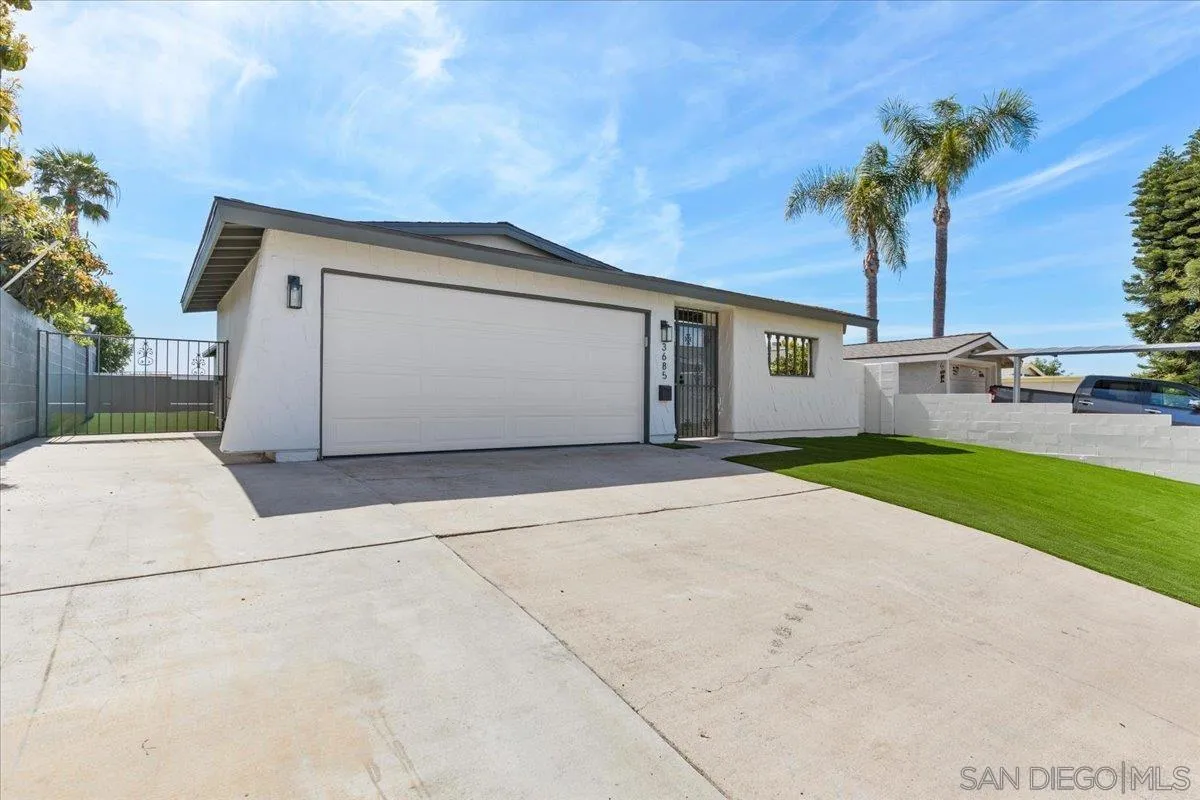 https://cdn.realtyfeed.com/cdn/127/260006363/c7b8415b0a58a8ed9af7588e890be9f9.webp