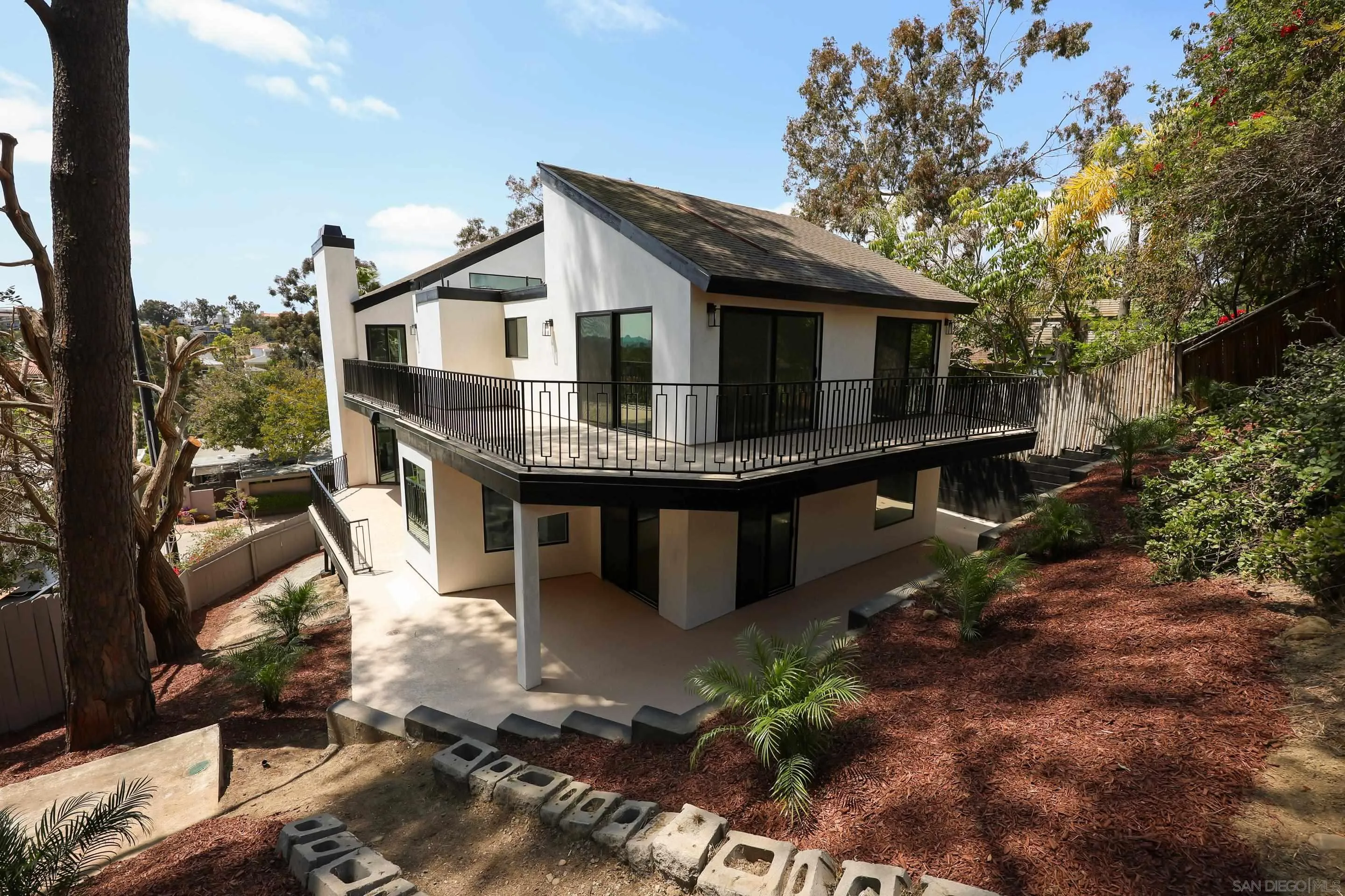 https://cdn.realtyfeed.com/cdn/127/260006364/6d28b540561223b18b1ac343bcf9b4ba.webp