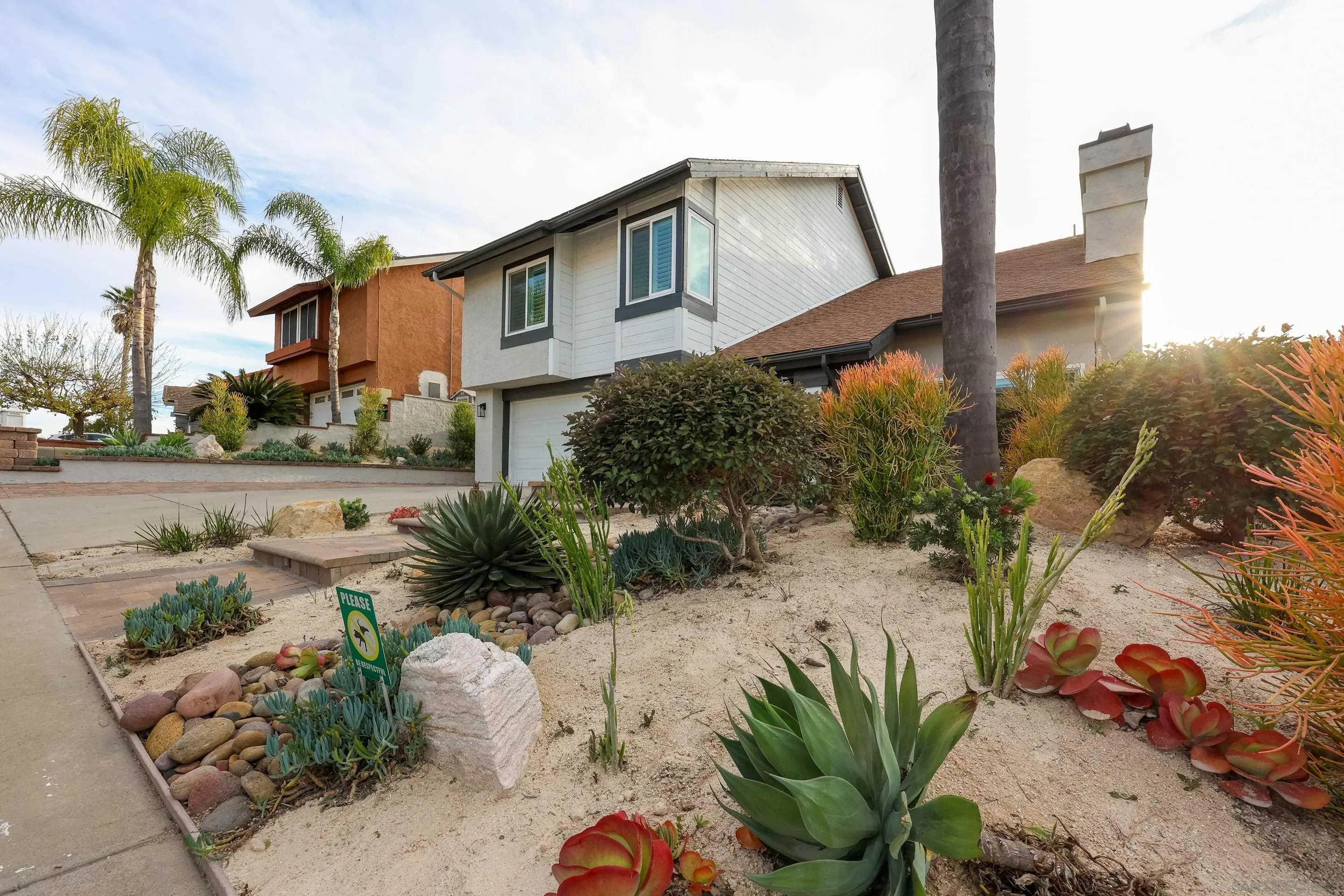 https://cdn.realtyfeed.com/cdn/127/260006367/07c89d9e6b96284602d30cf1d4ef16d6.webp