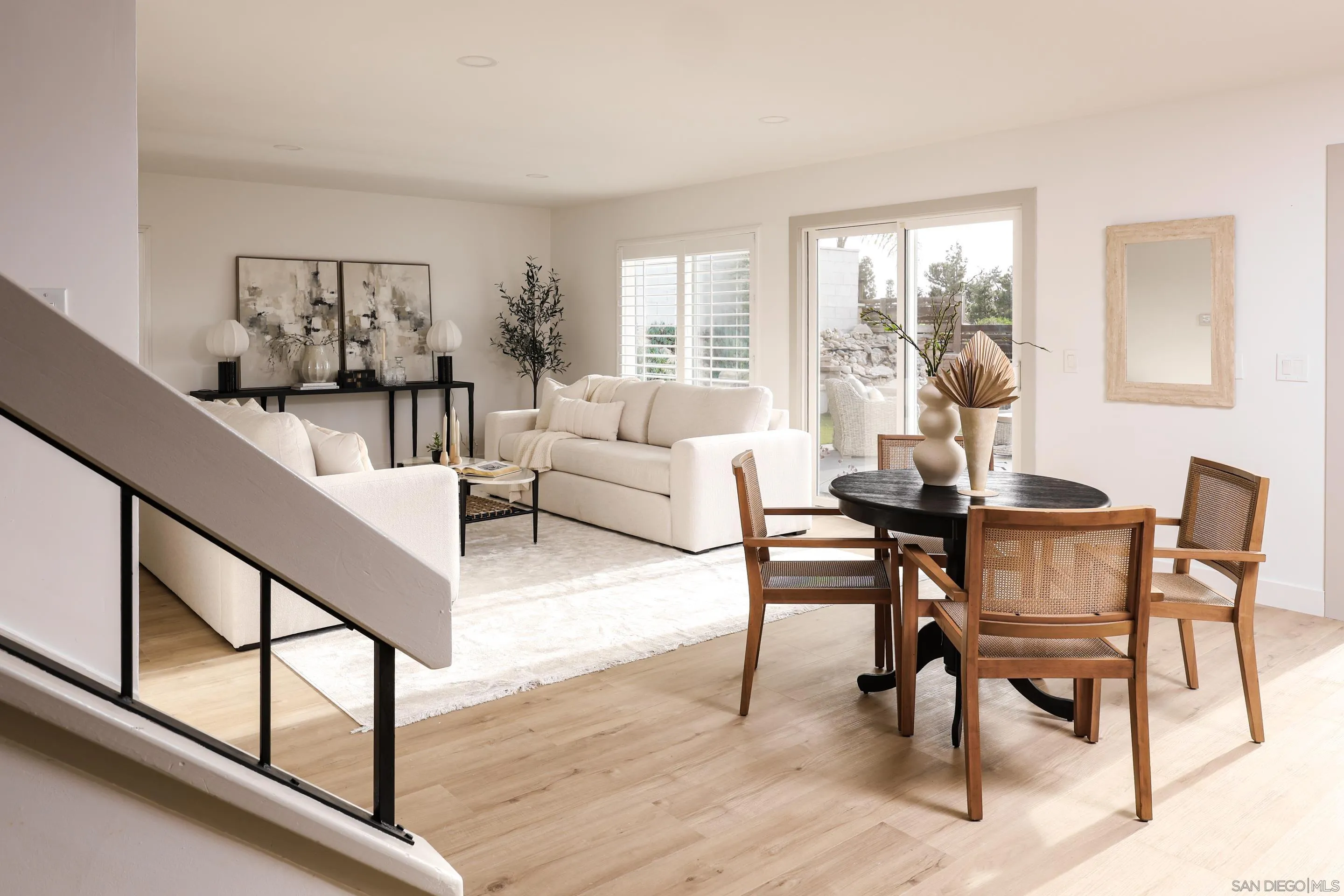 https://cdn.realtyfeed.com/cdn/127/260006367/27be7c6be6a71beb61f442220591b64e.webp