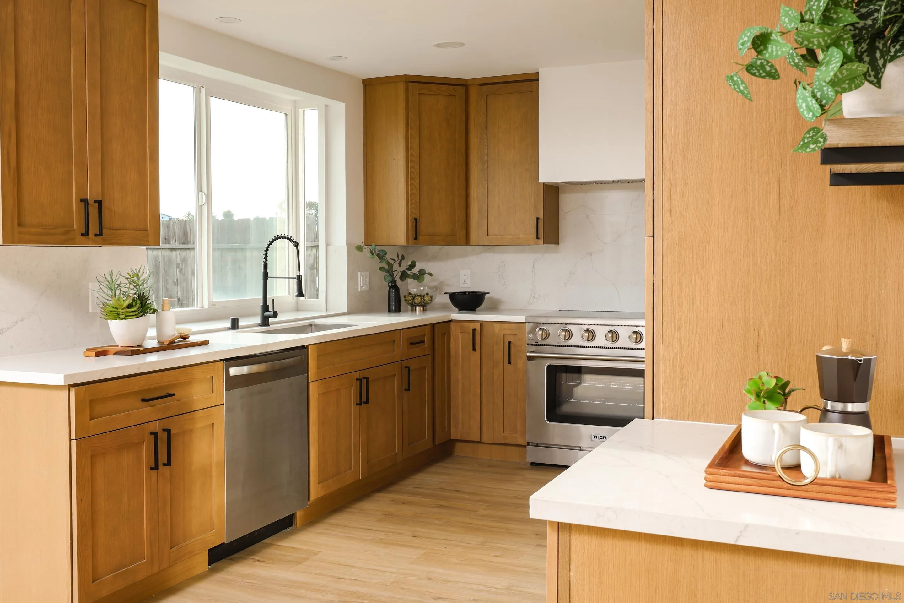 https://cdn.realtyfeed.com/cdn/127/260006367/c00bd3ef88478f46e9bf7c3ad7920047.webp