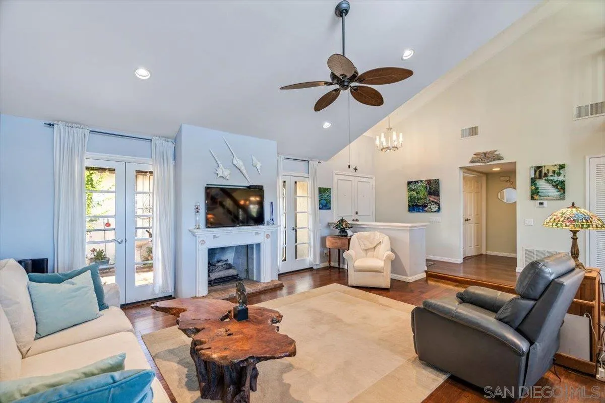 Photo #8: 260006372 Listing: Photo #8