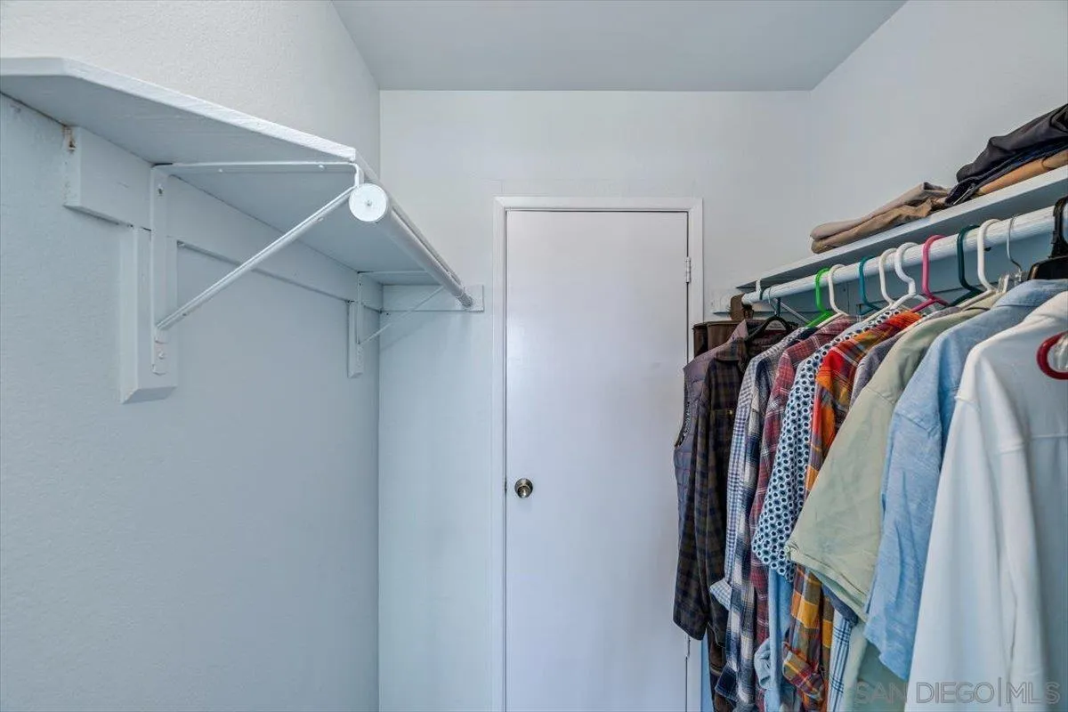 Photo #33: 260006372 Listing: Photo #33