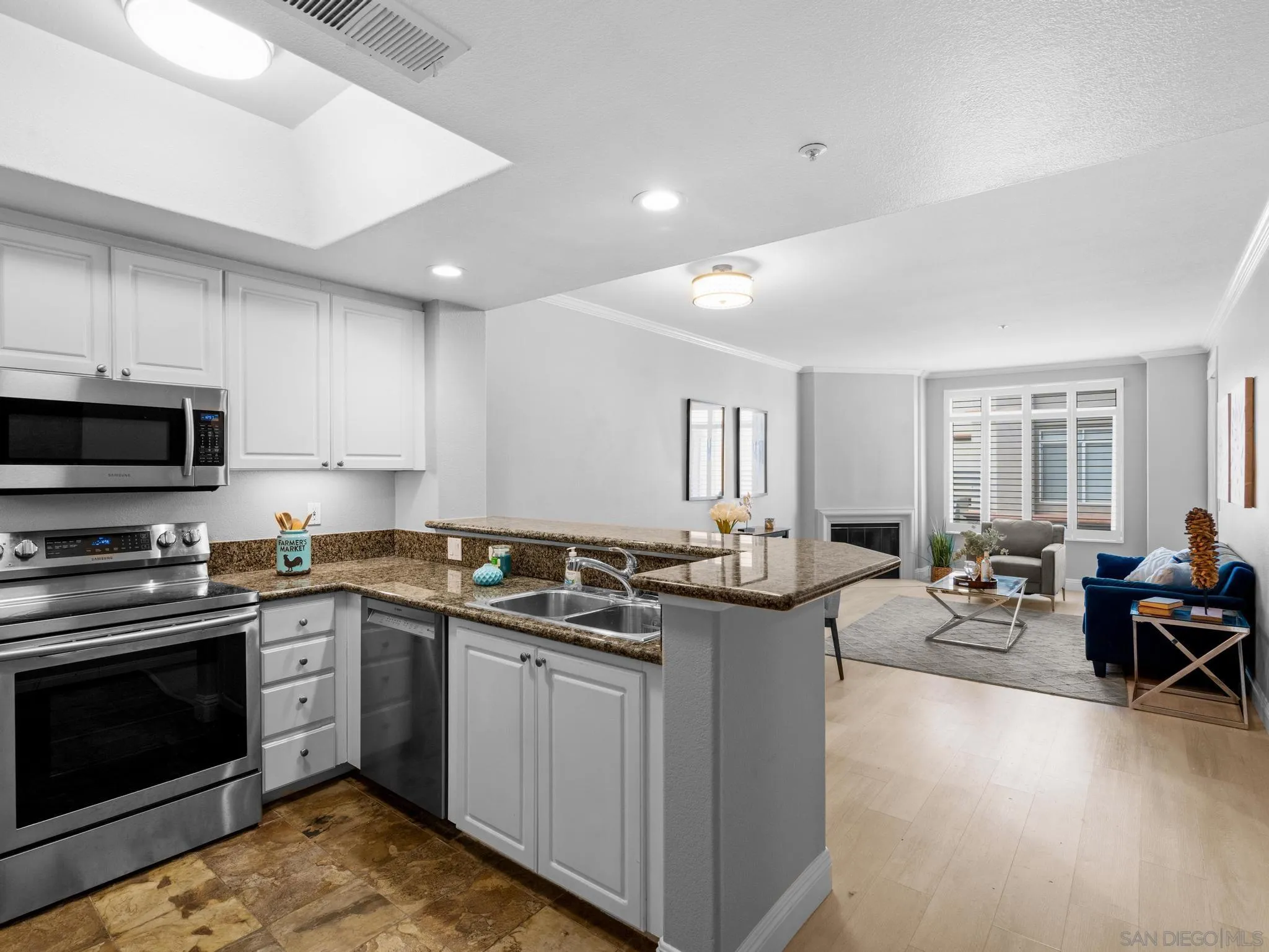 https://cdn.realtyfeed.com/cdn/127/260006374/0e08252dea3e0861ccf1c399a2843364.webp
