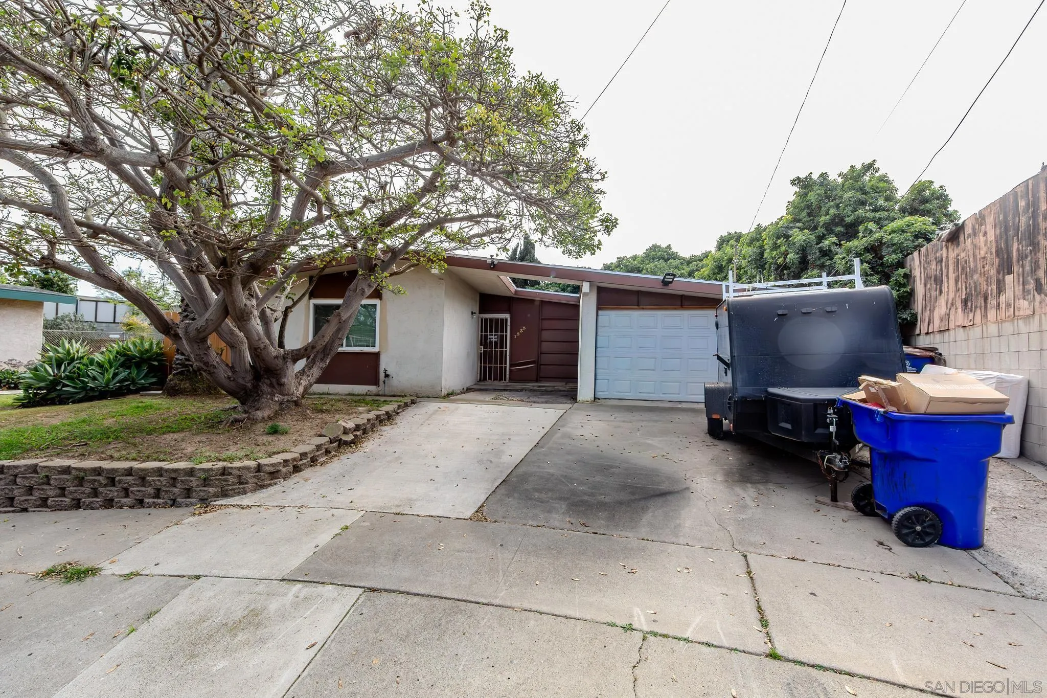 https://cdn.realtyfeed.com/cdn/127/260006375/349b35fb5c56a51220d337da0369abeb.webp