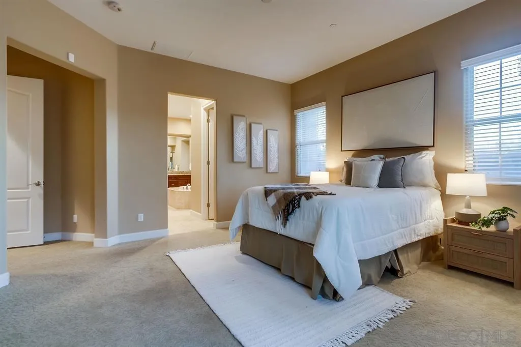 https://cdn.realtyfeed.com/cdn/127/260006378/e2608747528f499c88441e2b5a2ae826.webp