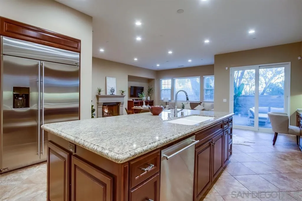 https://cdn.realtyfeed.com/cdn/127/260006378/edad249ee3de891ffe2c298bce73c9e5.webp