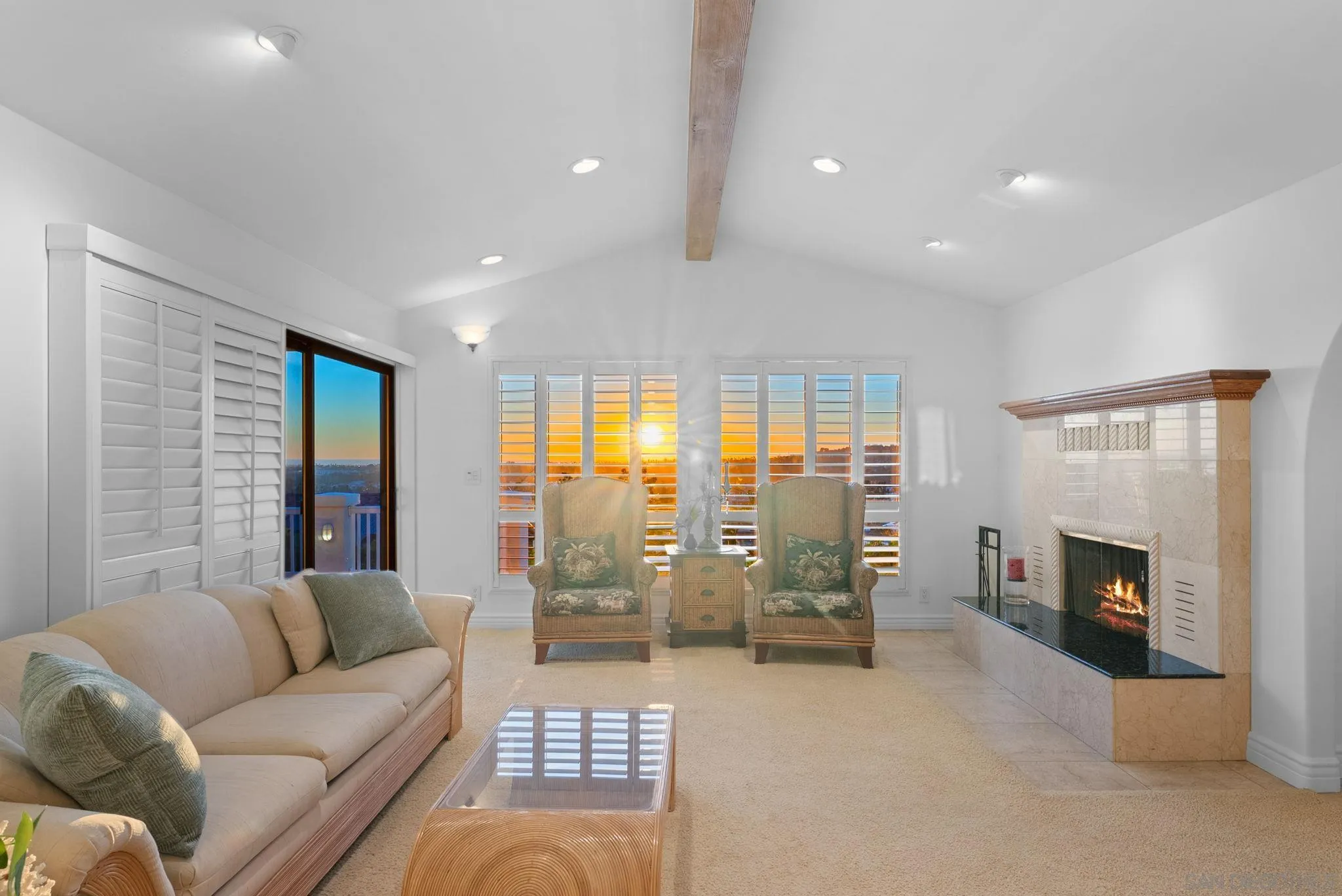 https://cdn.realtyfeed.com/cdn/127/260006384/0afd63a4a9f32a8354e15eef33a3e930.webp
