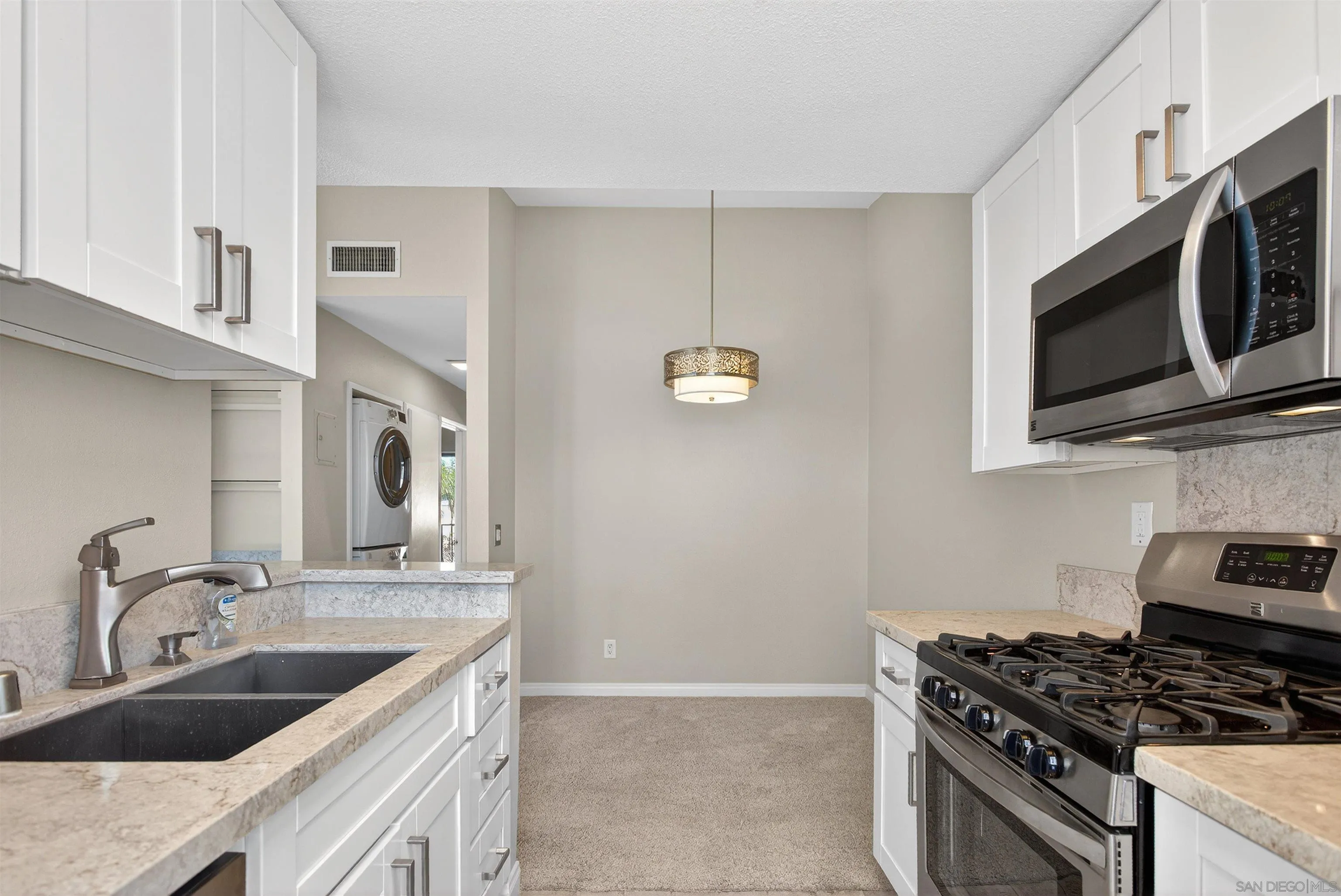 Photo #16: 260006386 Listing: Photo #16