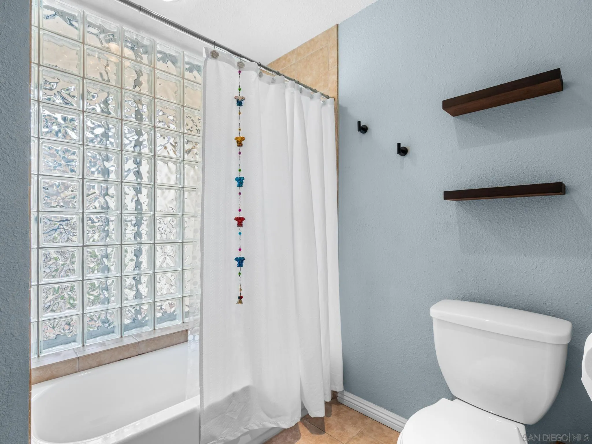 Photo #17: 260006390 Listing: Photo #17