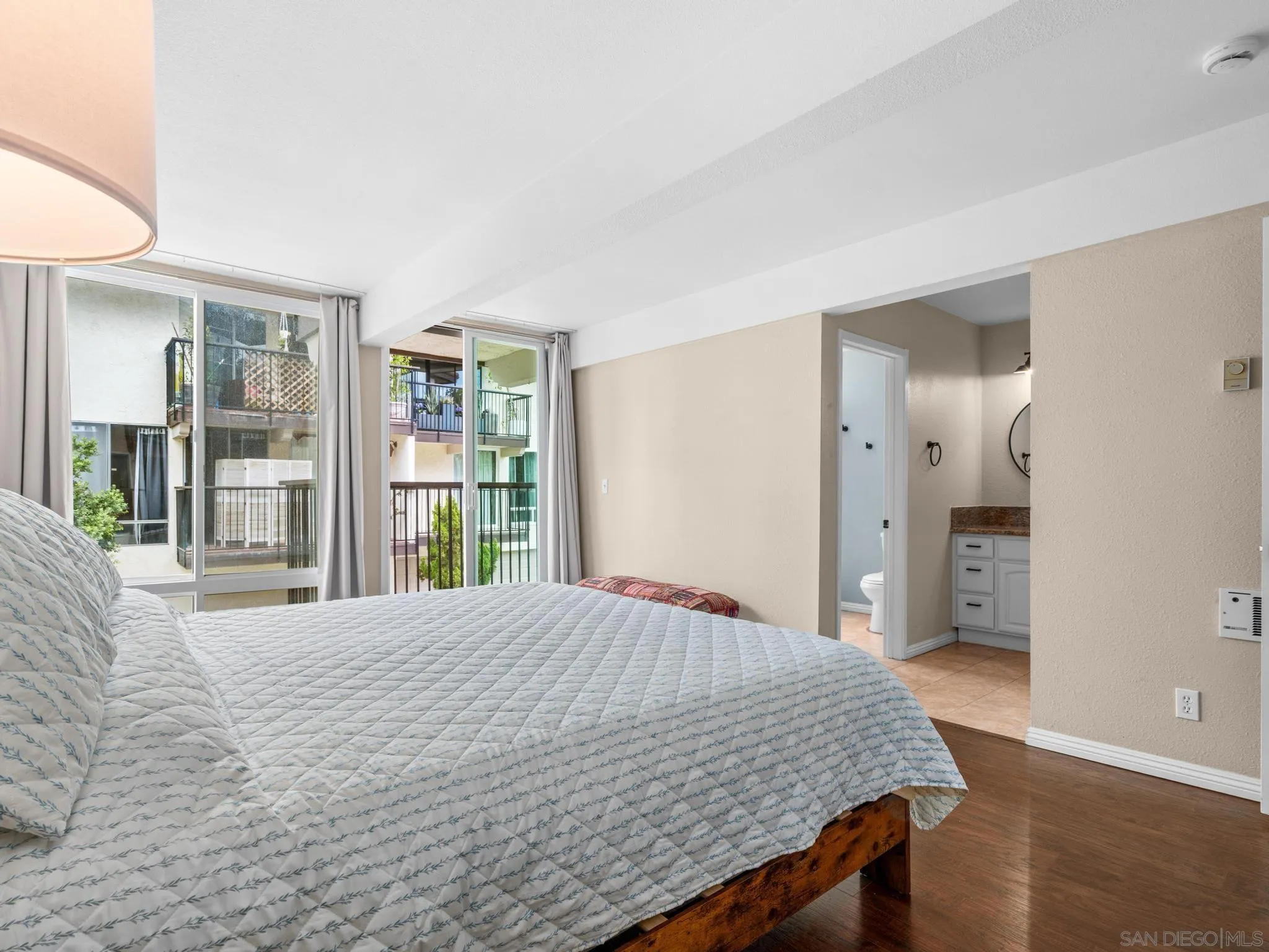 Photo #15: 260006390 Listing: Photo #15