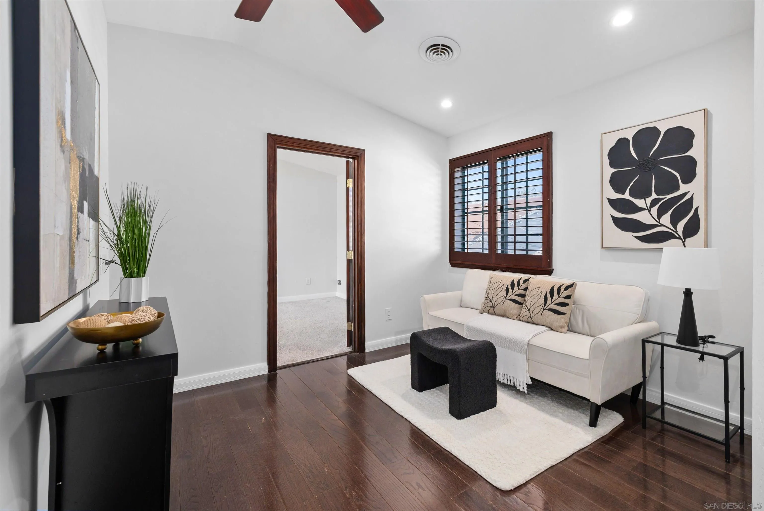 https://cdn.realtyfeed.com/cdn/127/260006393/e2c109486a8bd111ff2b05aeec62f28b.webp