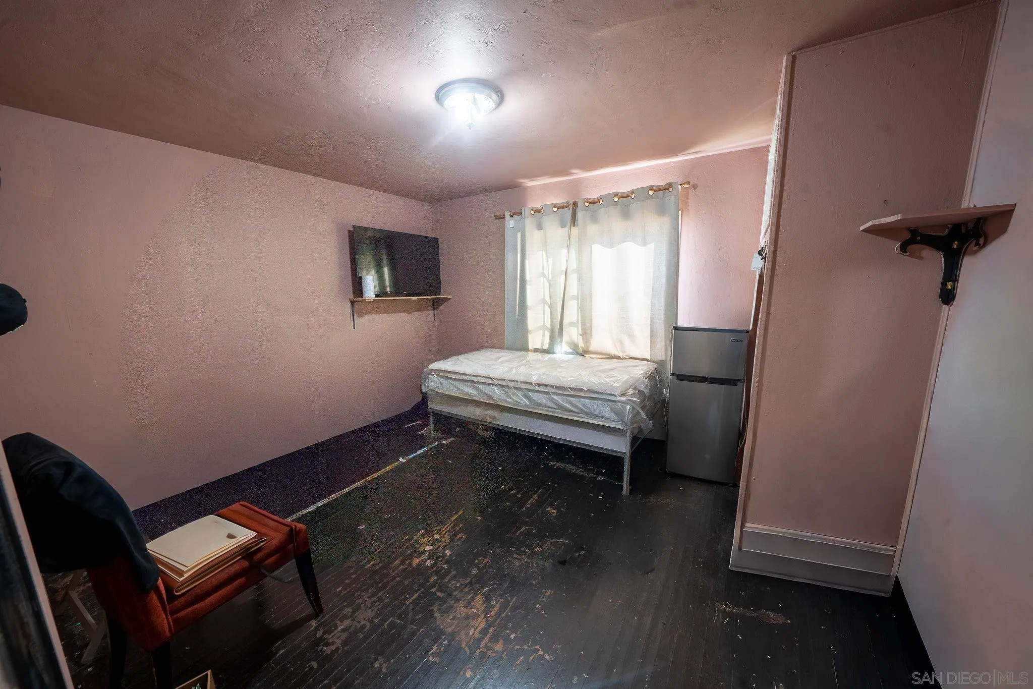 https://cdn.realtyfeed.com/cdn/127/260006396/c61791b1961fecb9bd1a6e35e4475fb6.webp
