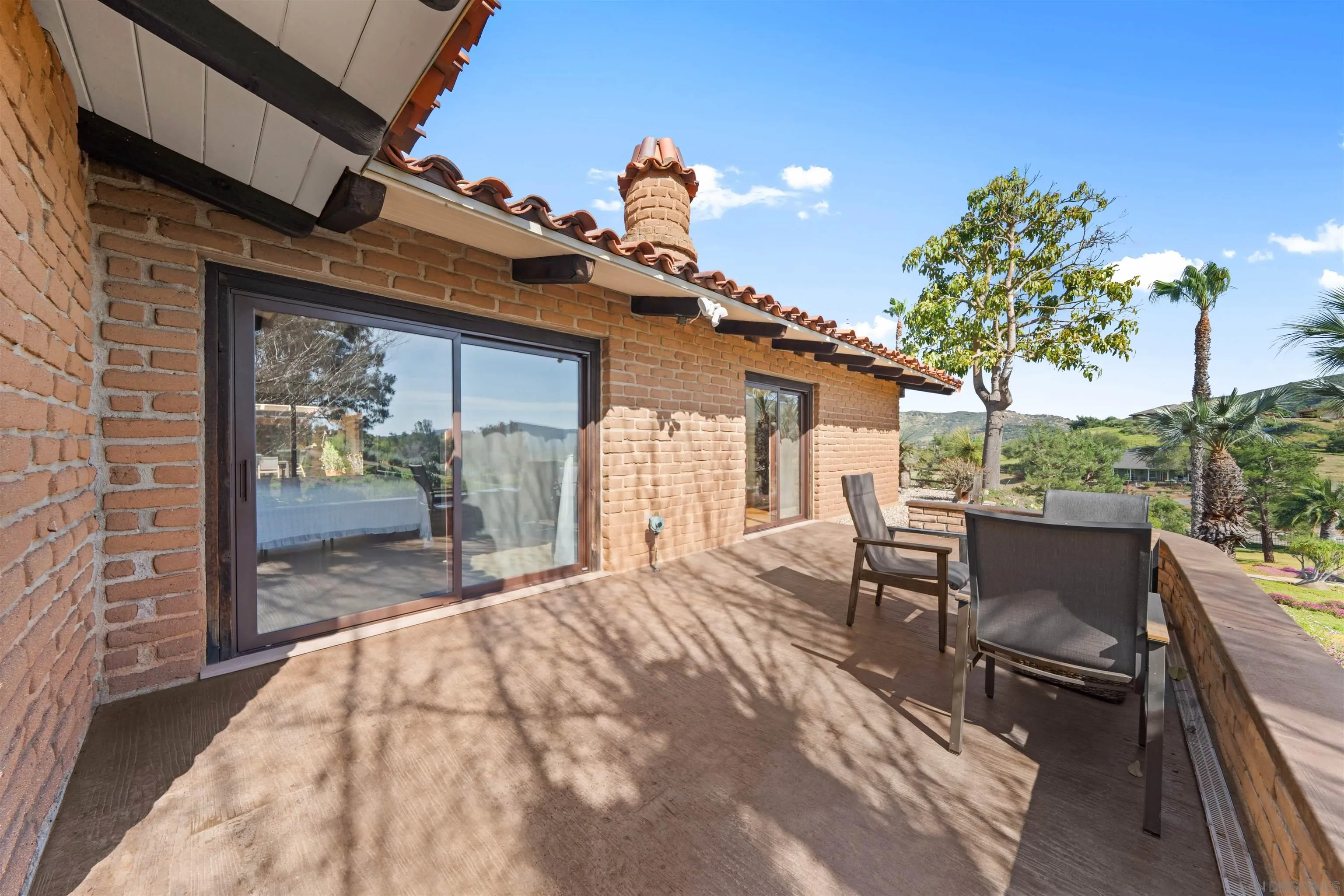 https://cdn.realtyfeed.com/cdn/127/260006397/144a655d6a8c3e360c053eb39928b027.webp