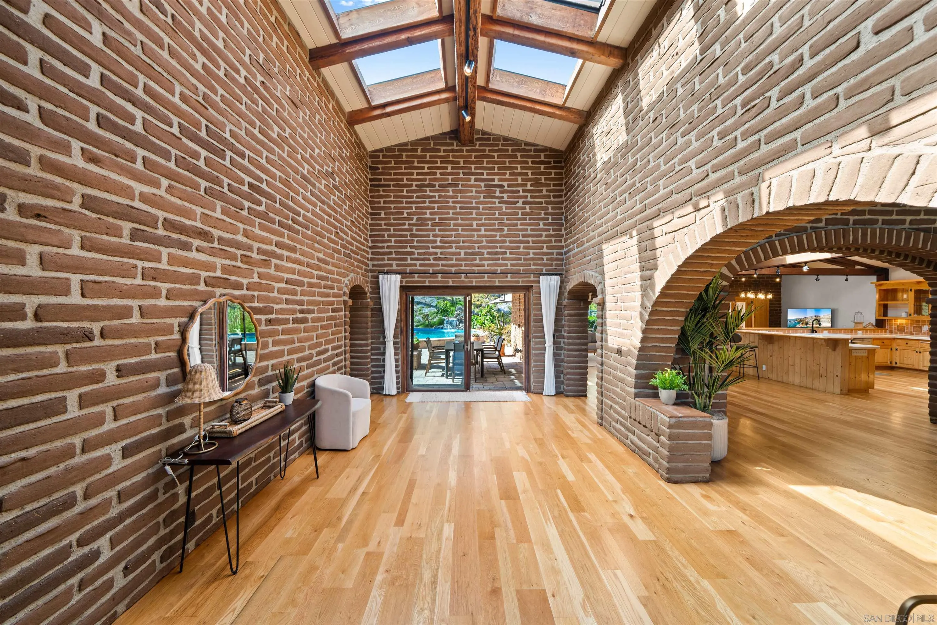 https://cdn.realtyfeed.com/cdn/127/260006397/46a30d369096725851e5c8a75cf76da6.webp