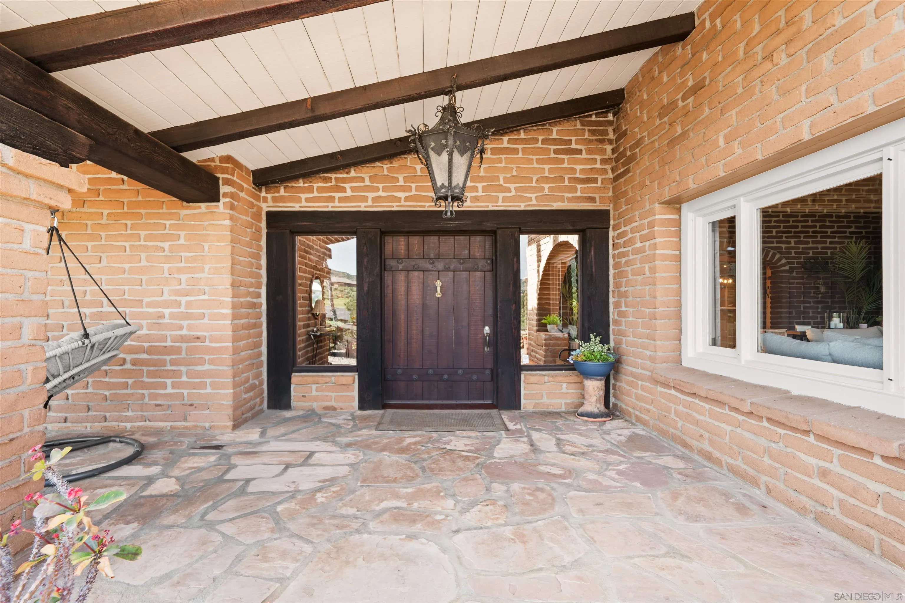 https://cdn.realtyfeed.com/cdn/127/260006397/62d1552a9a310daa8a0fffba000a7384.webp