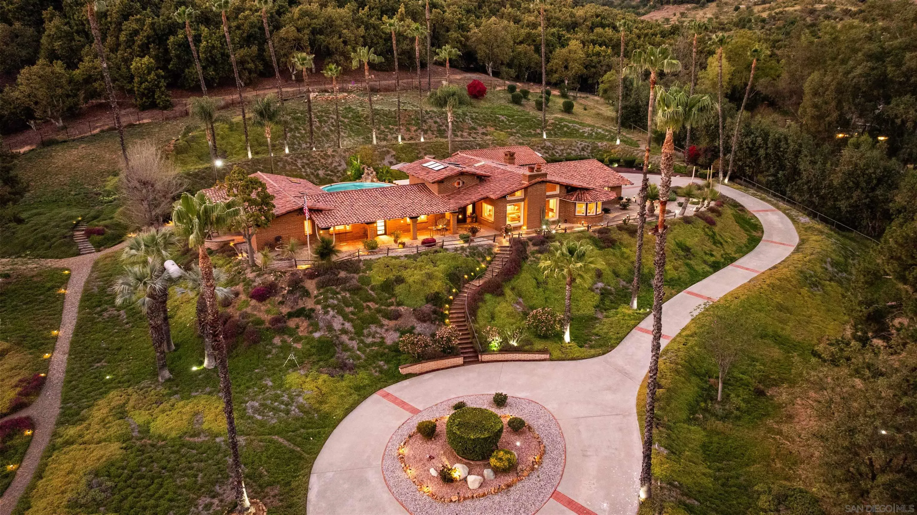 https://cdn.realtyfeed.com/cdn/127/260006397/6576efac17528831a23f973c972eef9c.webp