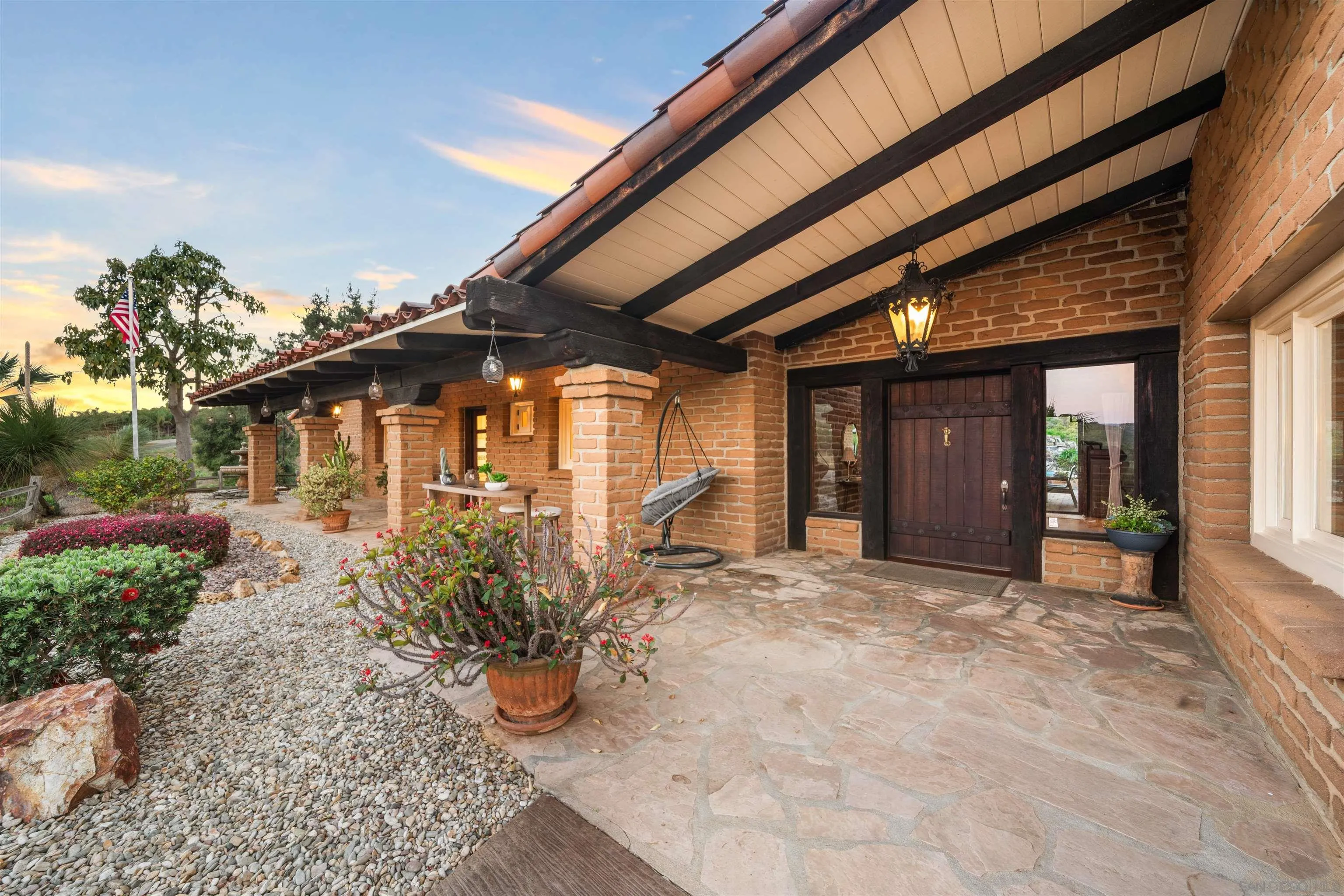 https://cdn.realtyfeed.com/cdn/127/260006397/6a63473742a63ecd160ee5dbd68370df.webp