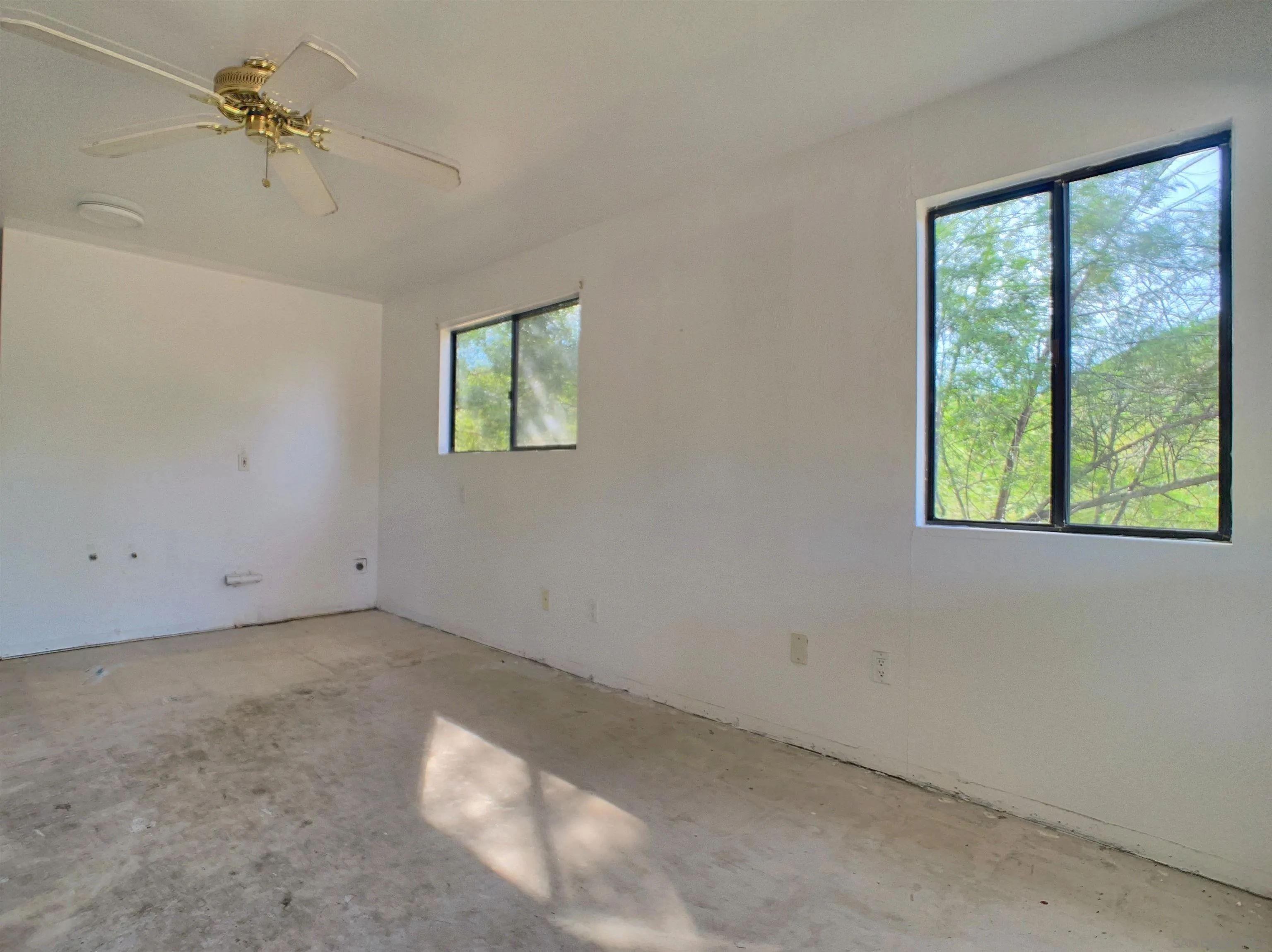 https://cdn.realtyfeed.com/cdn/127/260006405/393c2929903adc059ba6a71f379b18b7.webp