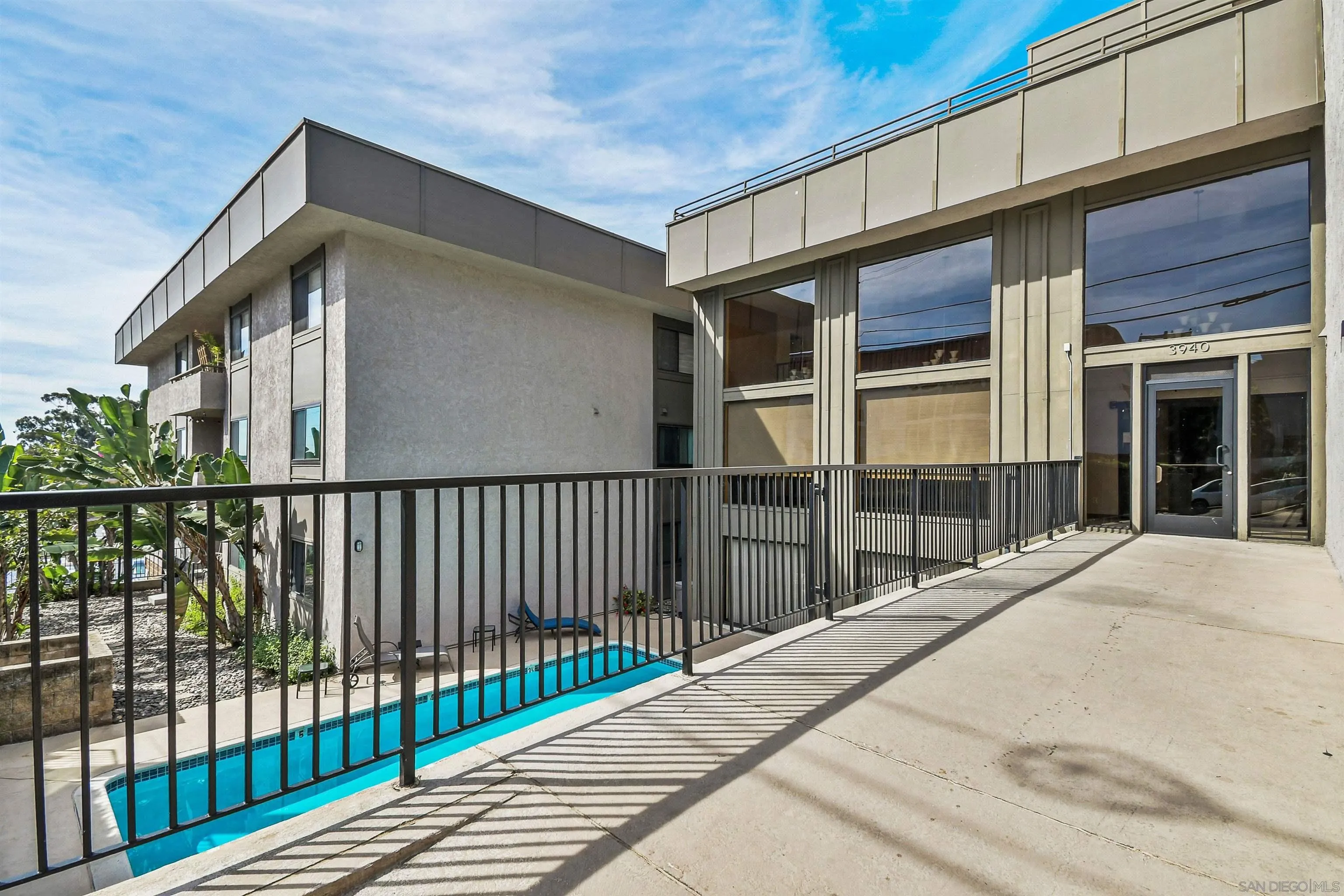 https://cdn.realtyfeed.com/cdn/127/260006408/aba185f24f66d6d008d6acfb7ca445e6.webp