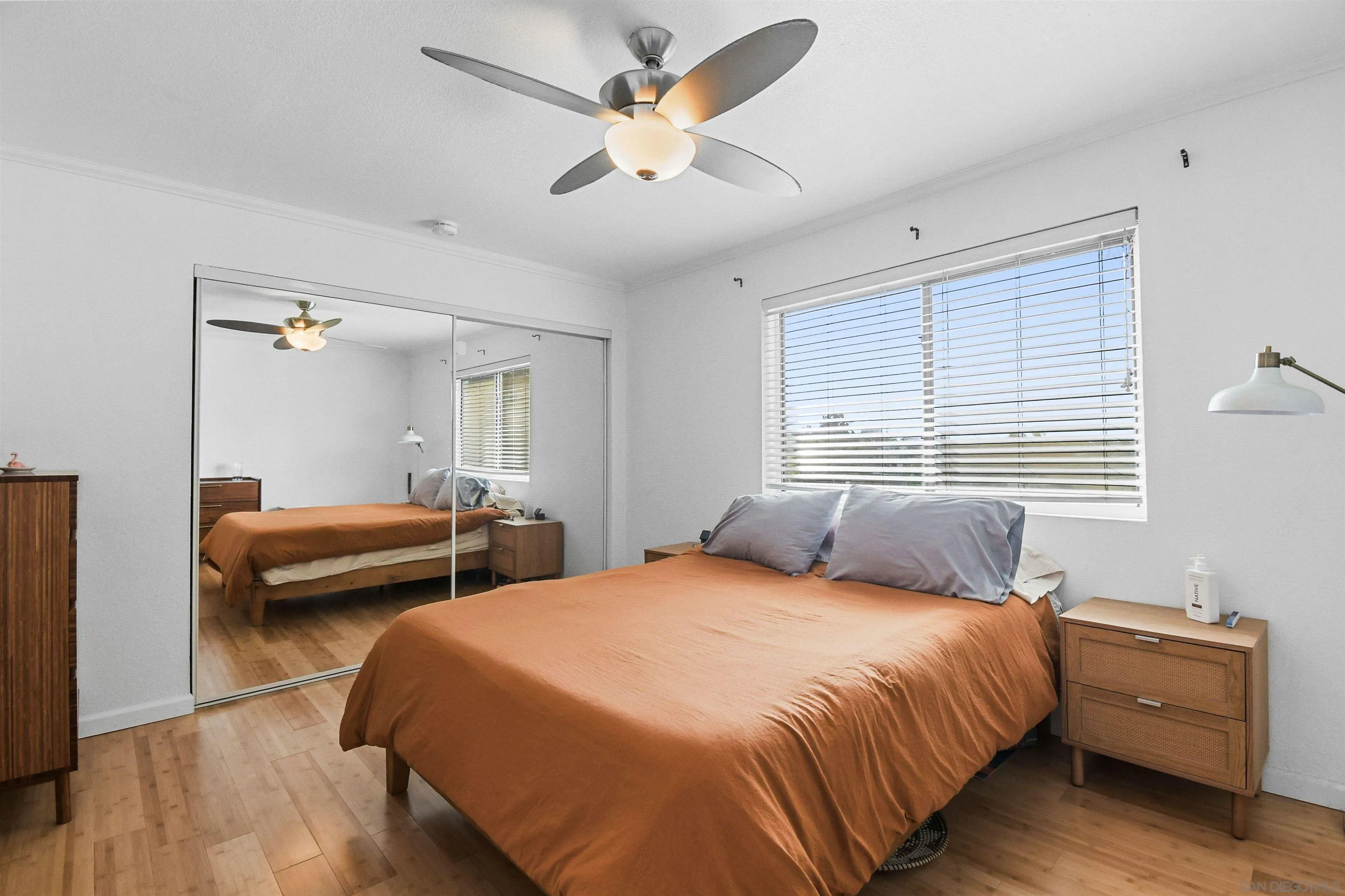 https://cdn.realtyfeed.com/cdn/127/260006408/ee295bfe31439bbccb31b9871058269e.webp