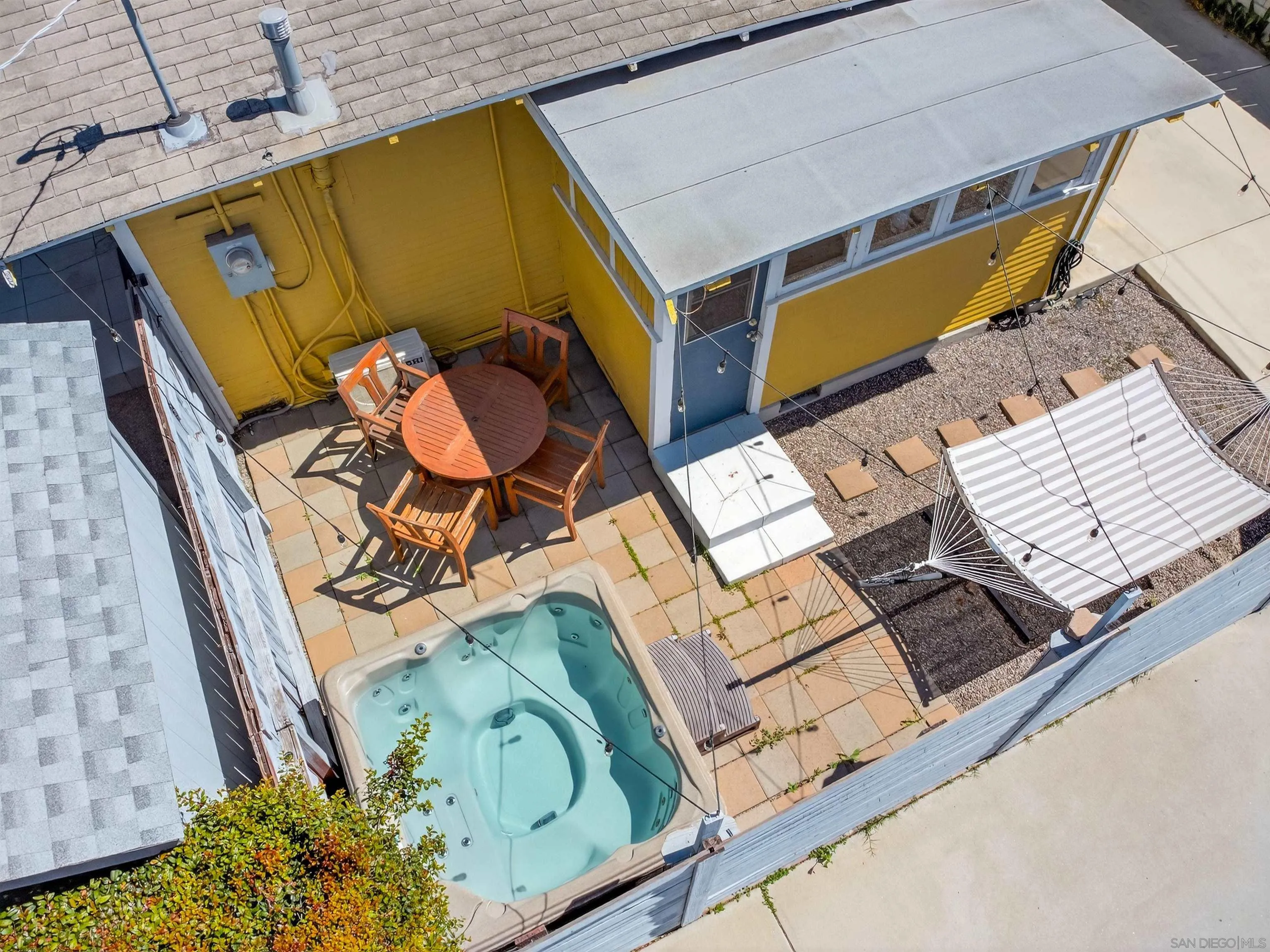 https://cdn.realtyfeed.com/cdn/127/260006412/105f4cb67a7ae2428bc2ac120b4b20cb.webp