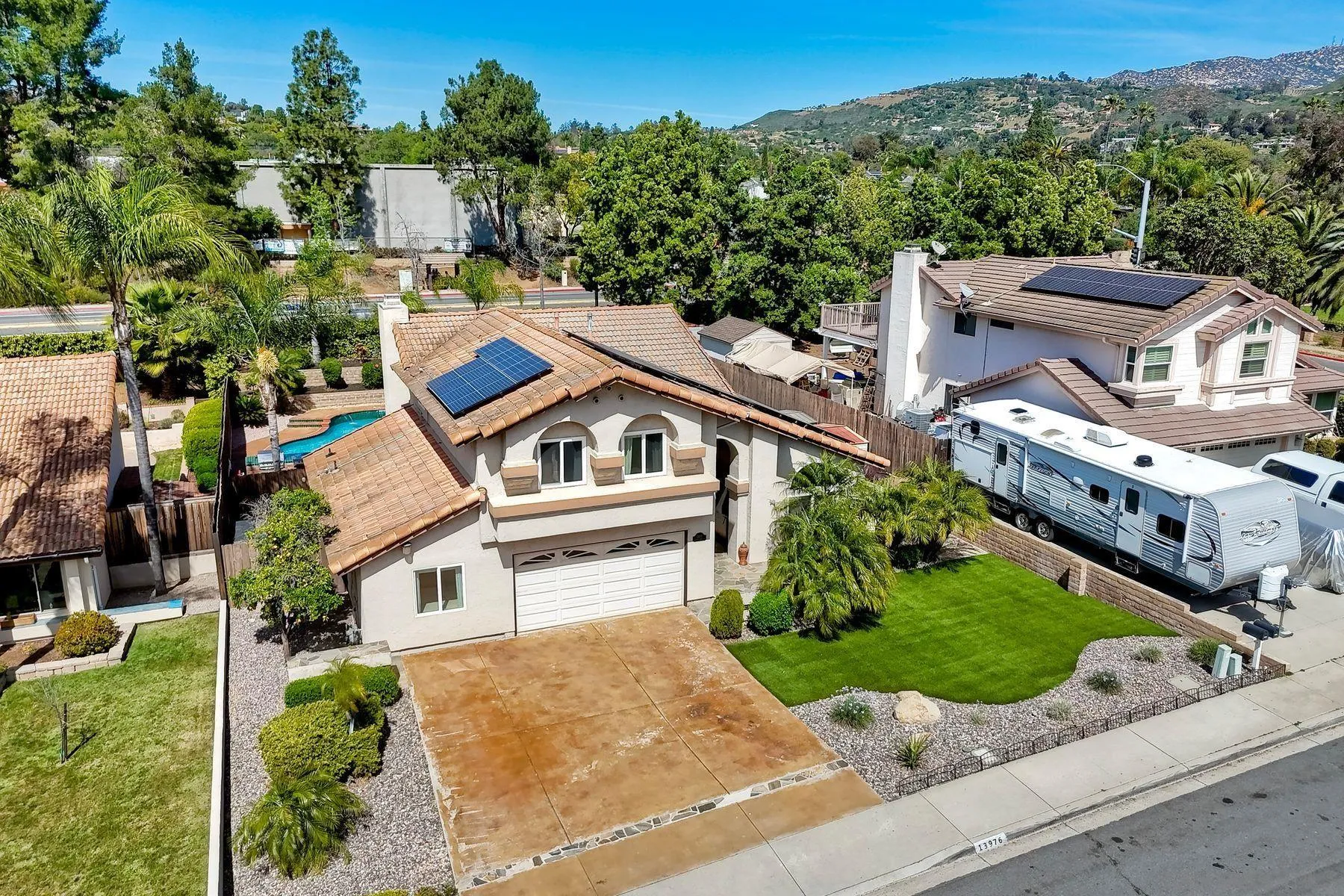 https://cdn.realtyfeed.com/cdn/127/260006415/49ab587f1efbed510687bd0e62c8ed3f.webp