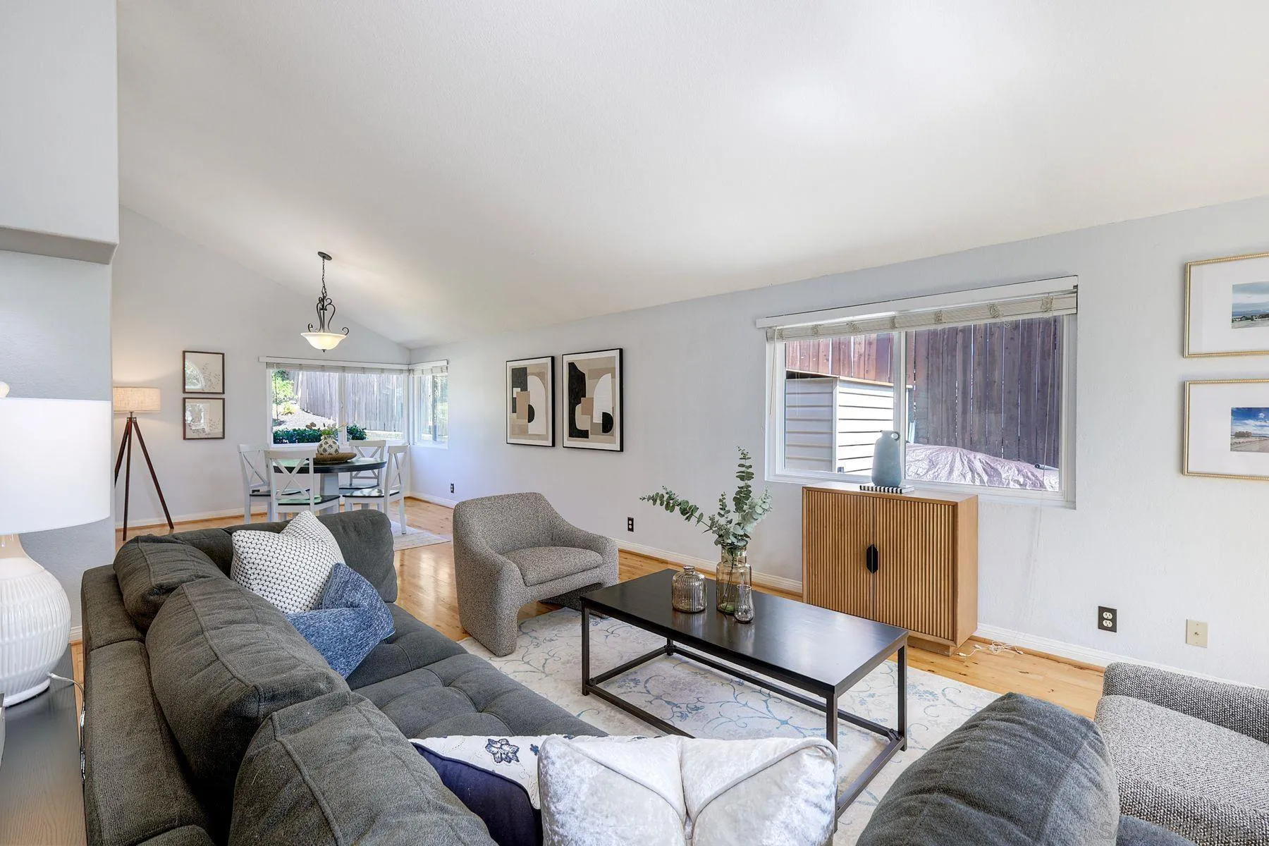 https://cdn.realtyfeed.com/cdn/127/260006415/978ba524cbb87dd6aa0f9491509c80b2.webp