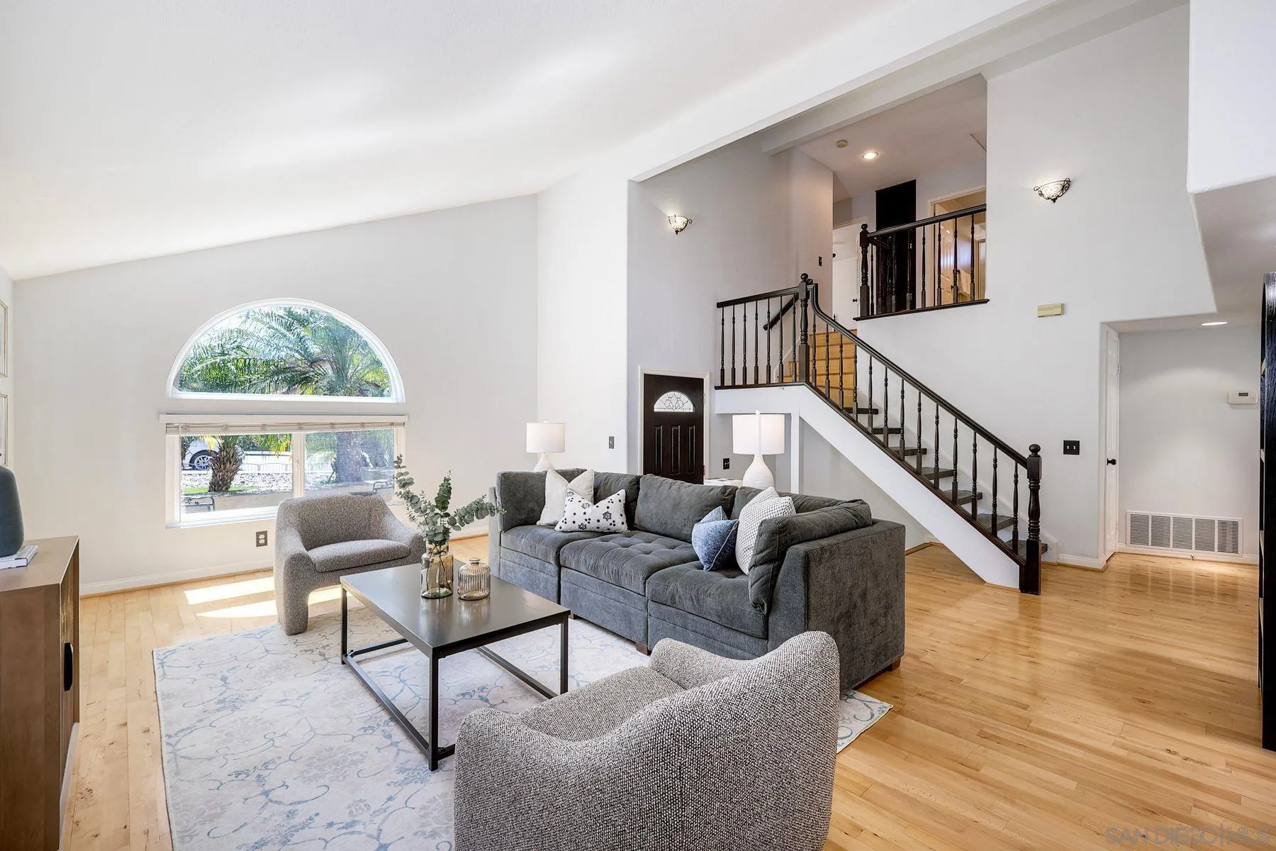 https://cdn.realtyfeed.com/cdn/127/260006415/9e374578cdd2b5c429d0acb779339f6c.webp