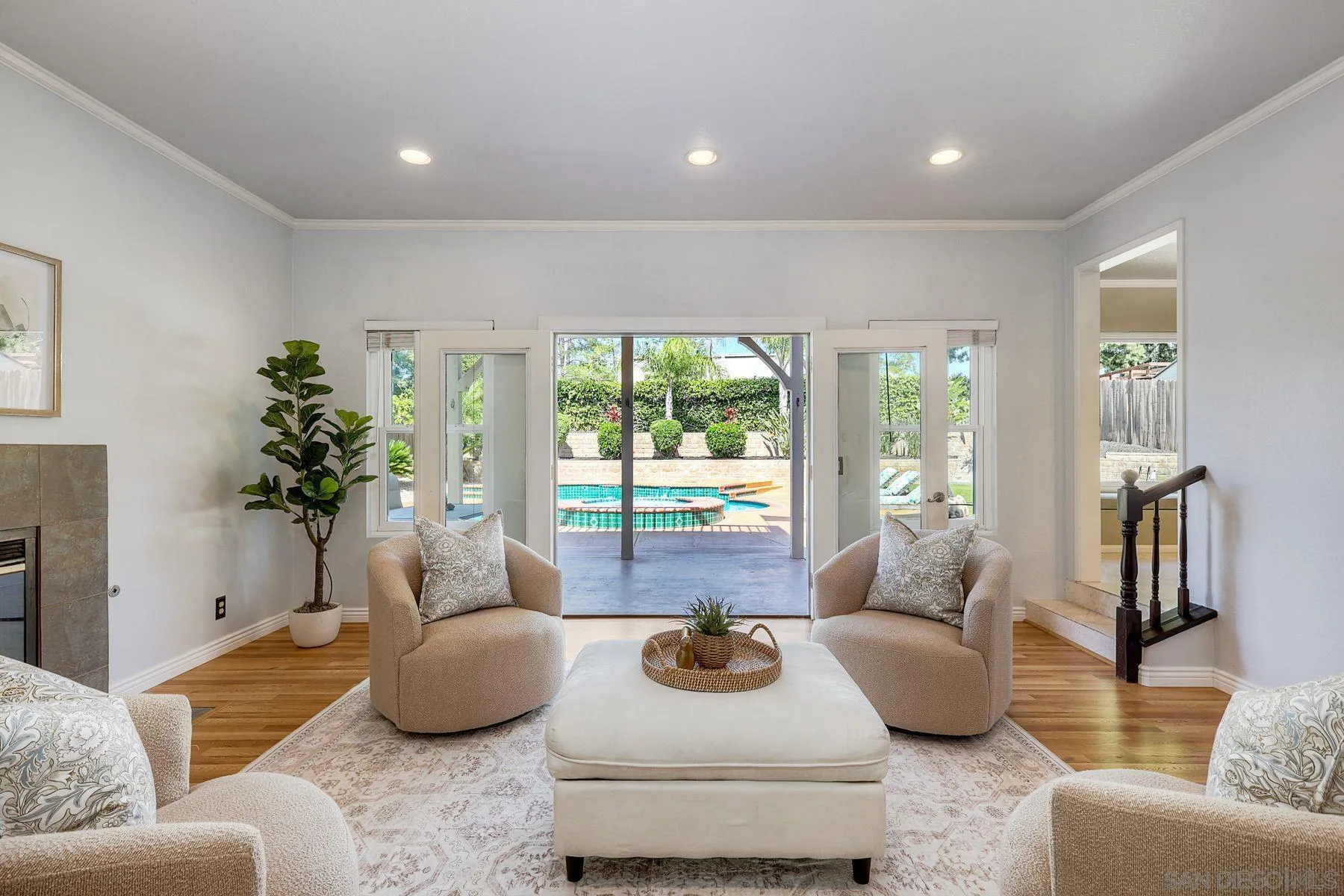 https://cdn.realtyfeed.com/cdn/127/260006415/d68ed5325ea618a6305fc436cb0a243b.webp