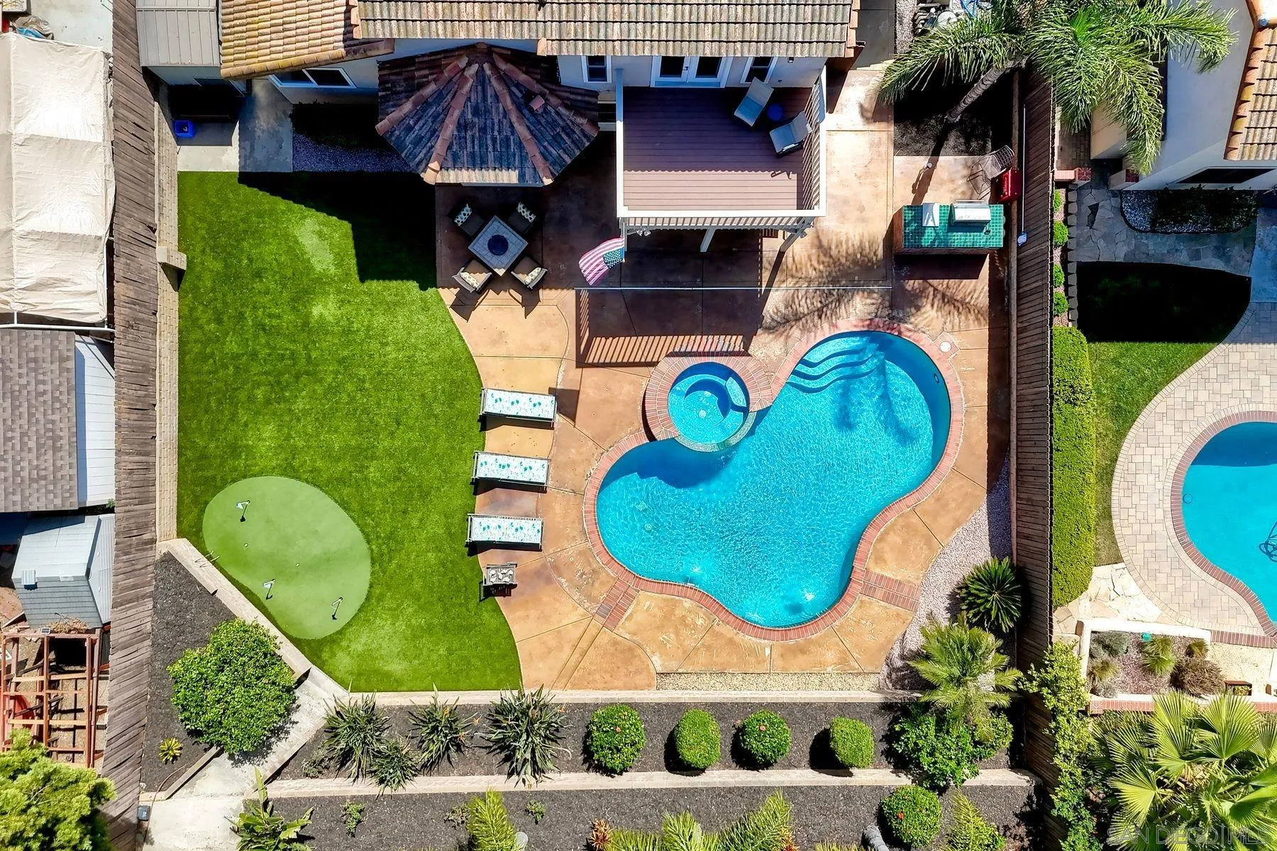 https://cdn.realtyfeed.com/cdn/127/260006415/e423720391a64e92fe42aec34a3498d0.webp