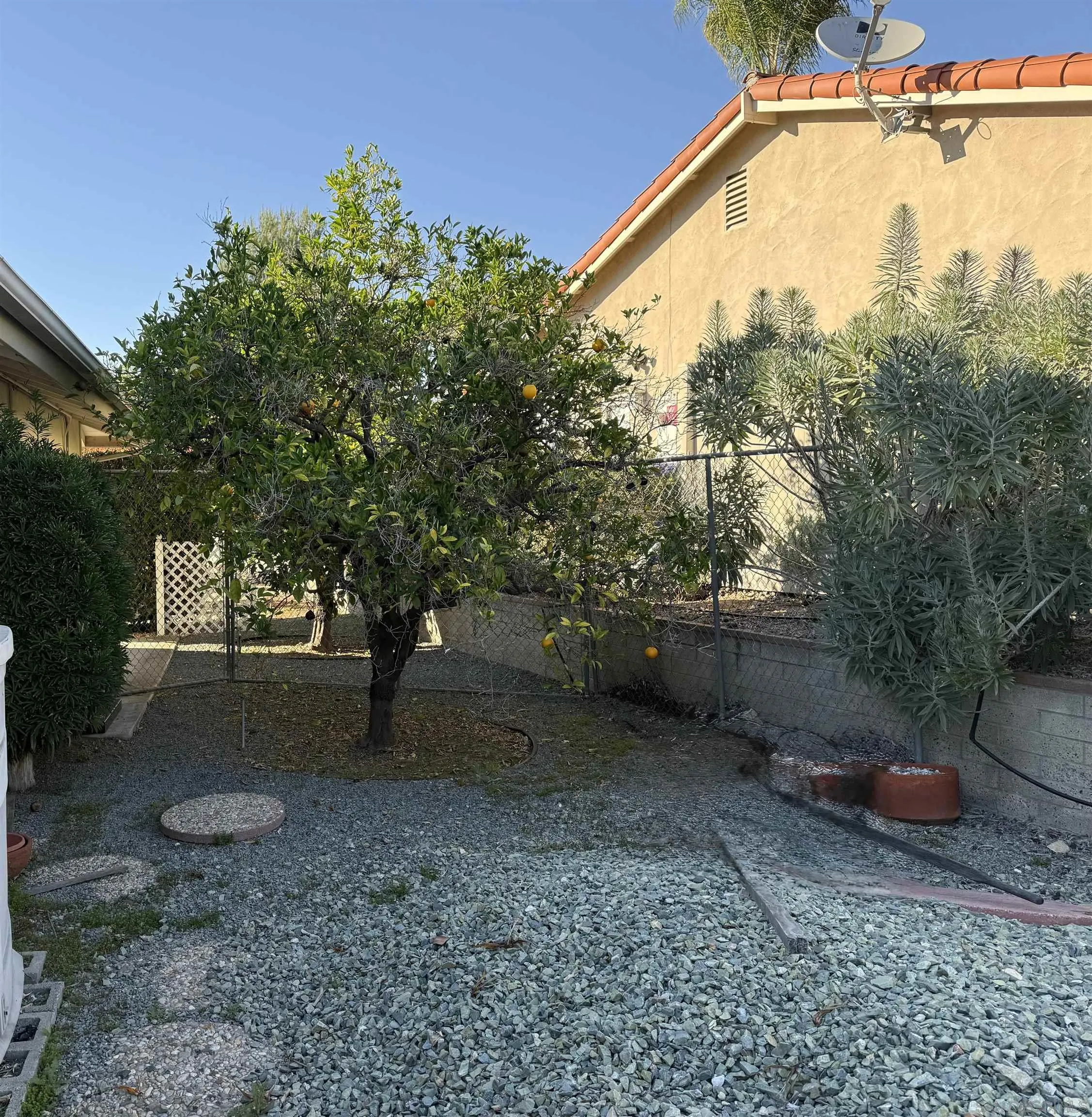 https://cdn.realtyfeed.com/cdn/127/260006416/69e3e1c7dcf9868840bd43a338be809f.webp