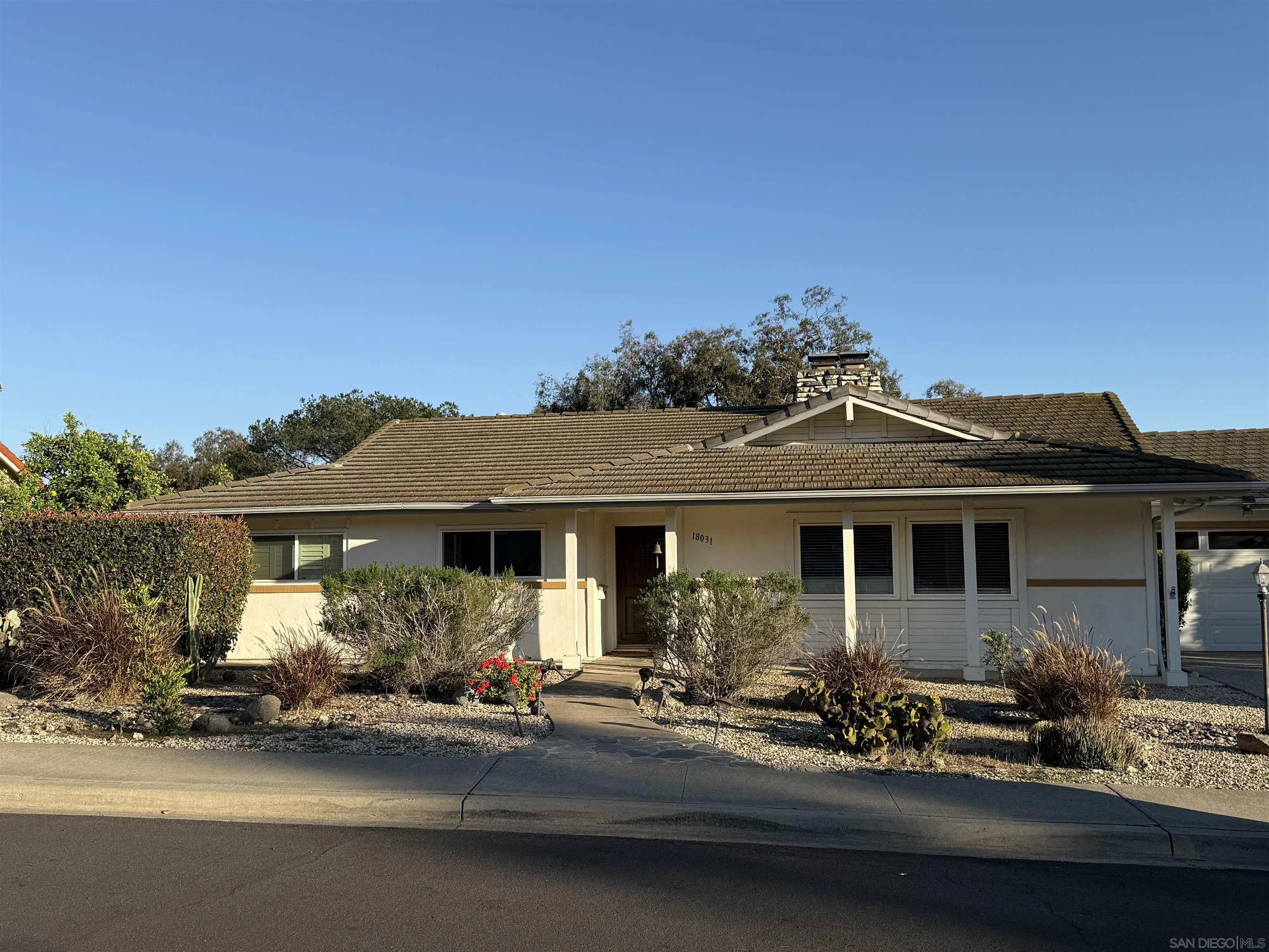 https://cdn.realtyfeed.com/cdn/127/260006416/947191b8e1753876dbb086af4bb8ef3c.webp