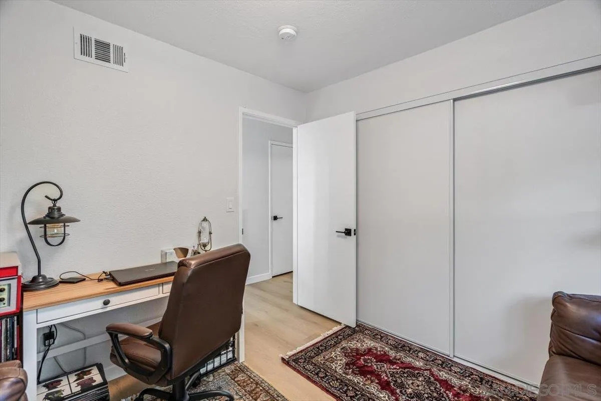 https://cdn.realtyfeed.com/cdn/127/260006421/6b8423442c2631a780654500fecc65ac.webp