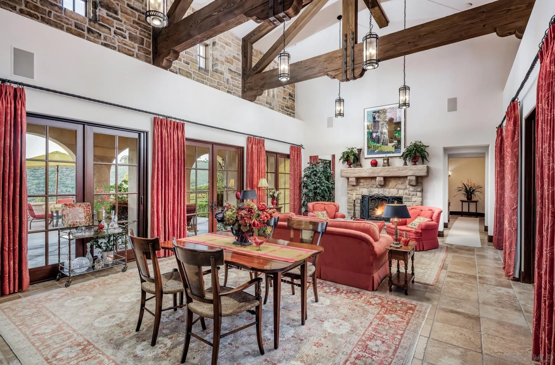 https://cdn.realtyfeed.com/cdn/127/260006423/1d3cc4841664e797251a1044aae1aa26.webp
