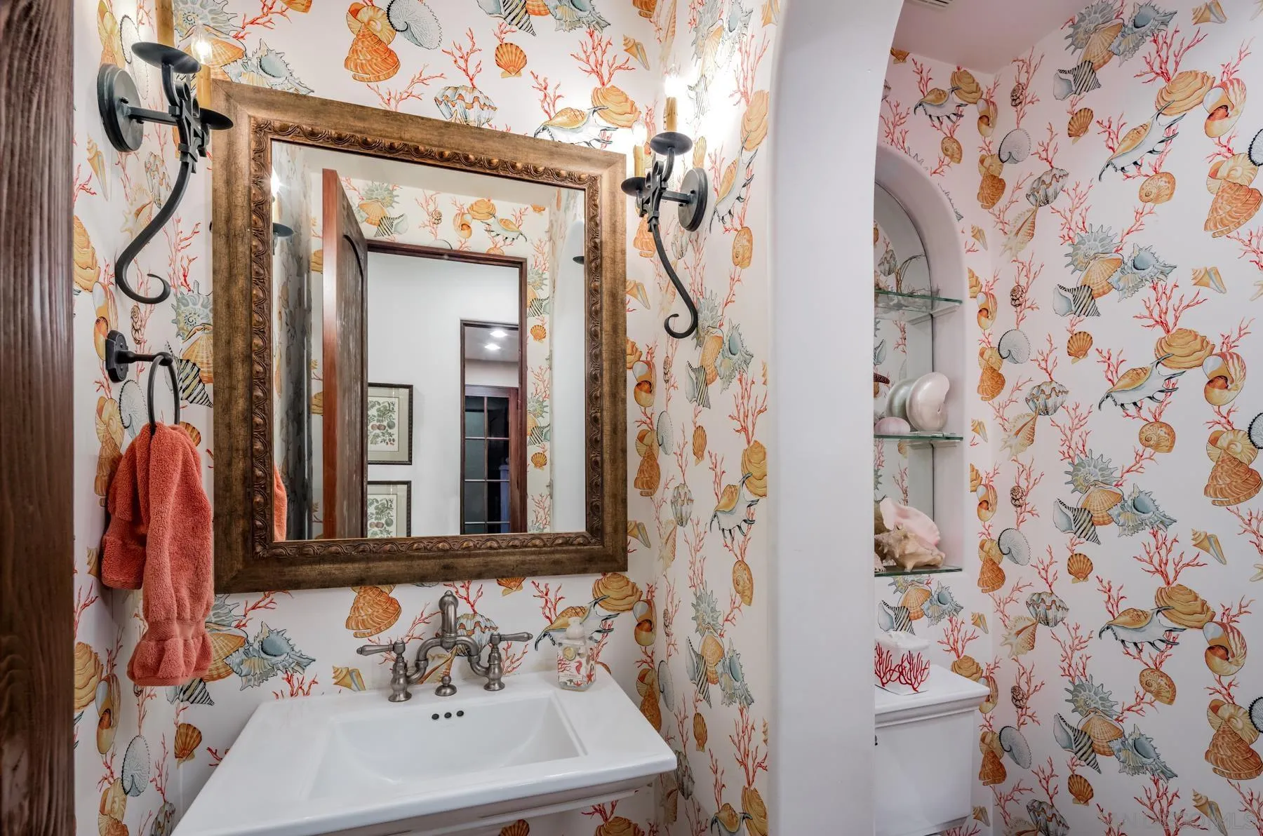 https://cdn.realtyfeed.com/cdn/127/260006423/853ed34f99de9a1ef51265254dcdcf88.webp
