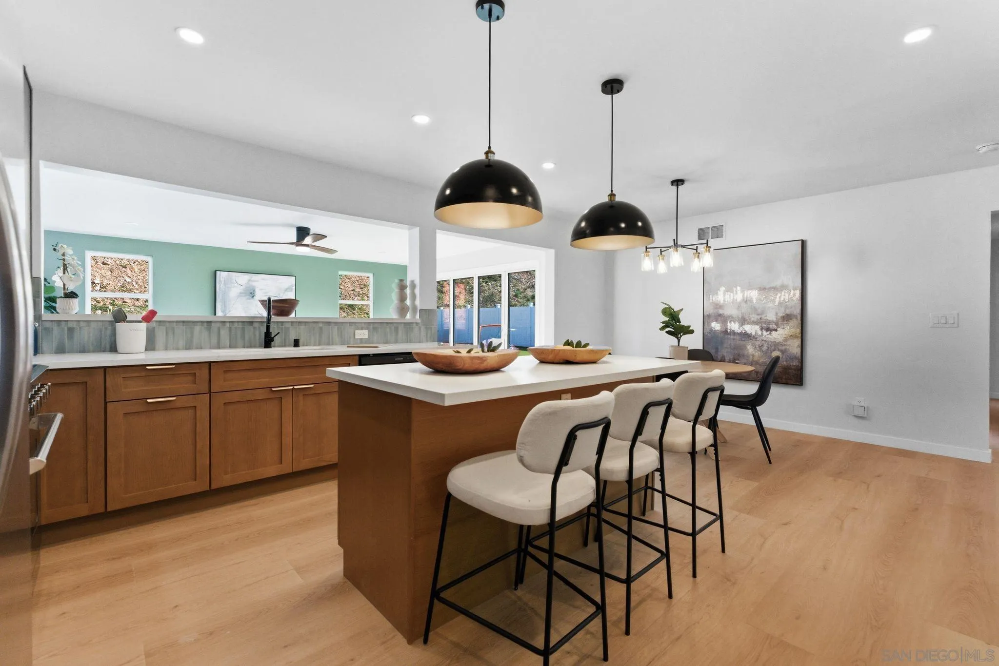 https://cdn.realtyfeed.com/cdn/127/260006430/e47701f9eaf558334ee5ba7a9d9d909f.webp