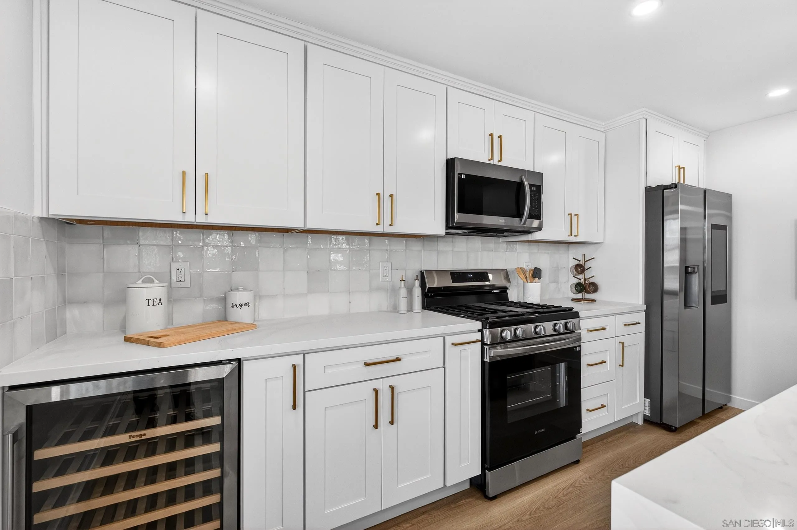 https://cdn.realtyfeed.com/cdn/127/260006433/fab17bb263601d3c42869f667f8bbf30.webp