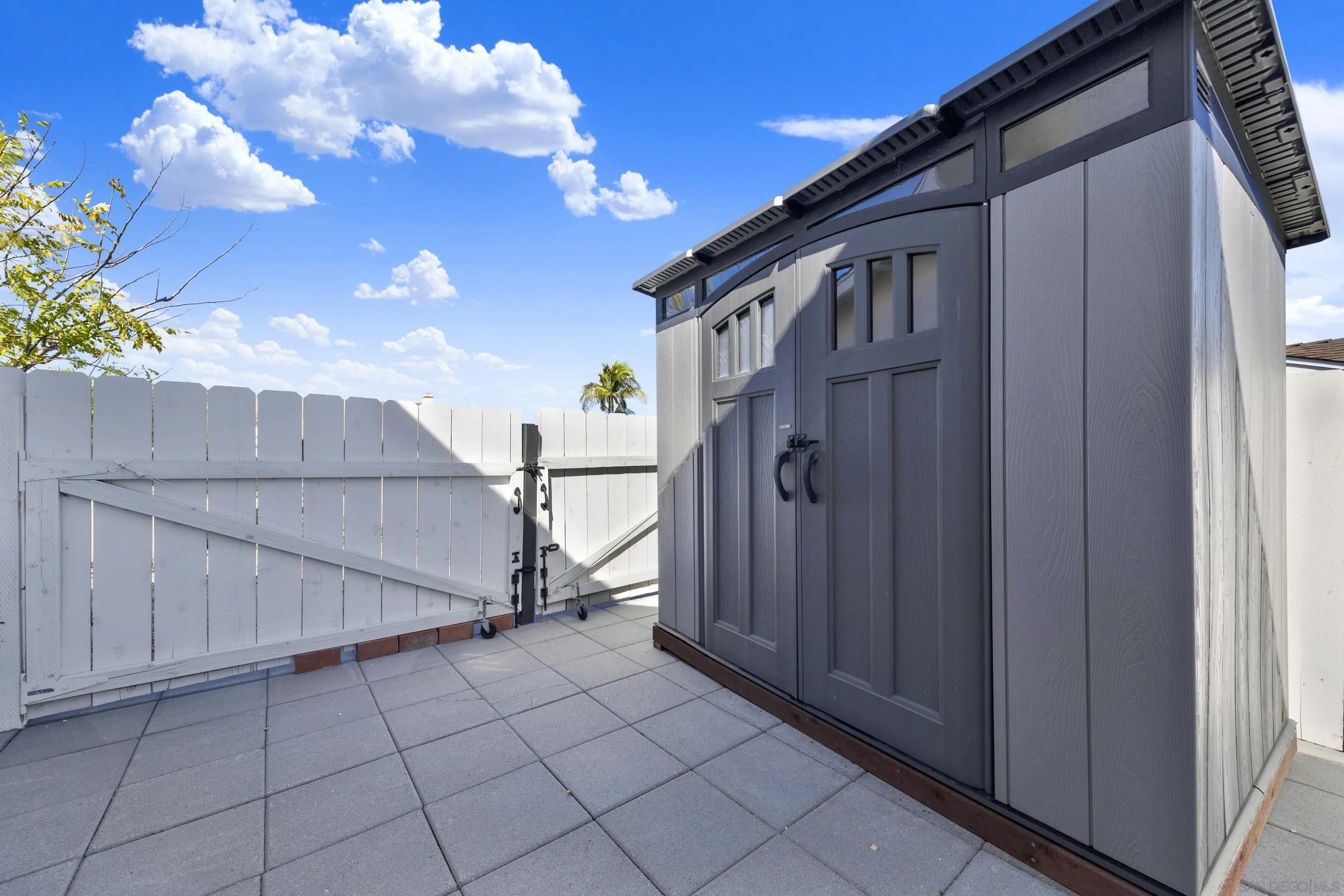 https://cdn.realtyfeed.com/cdn/127/260006435/37c5943113dd158ff5da7be3daf40127.webp