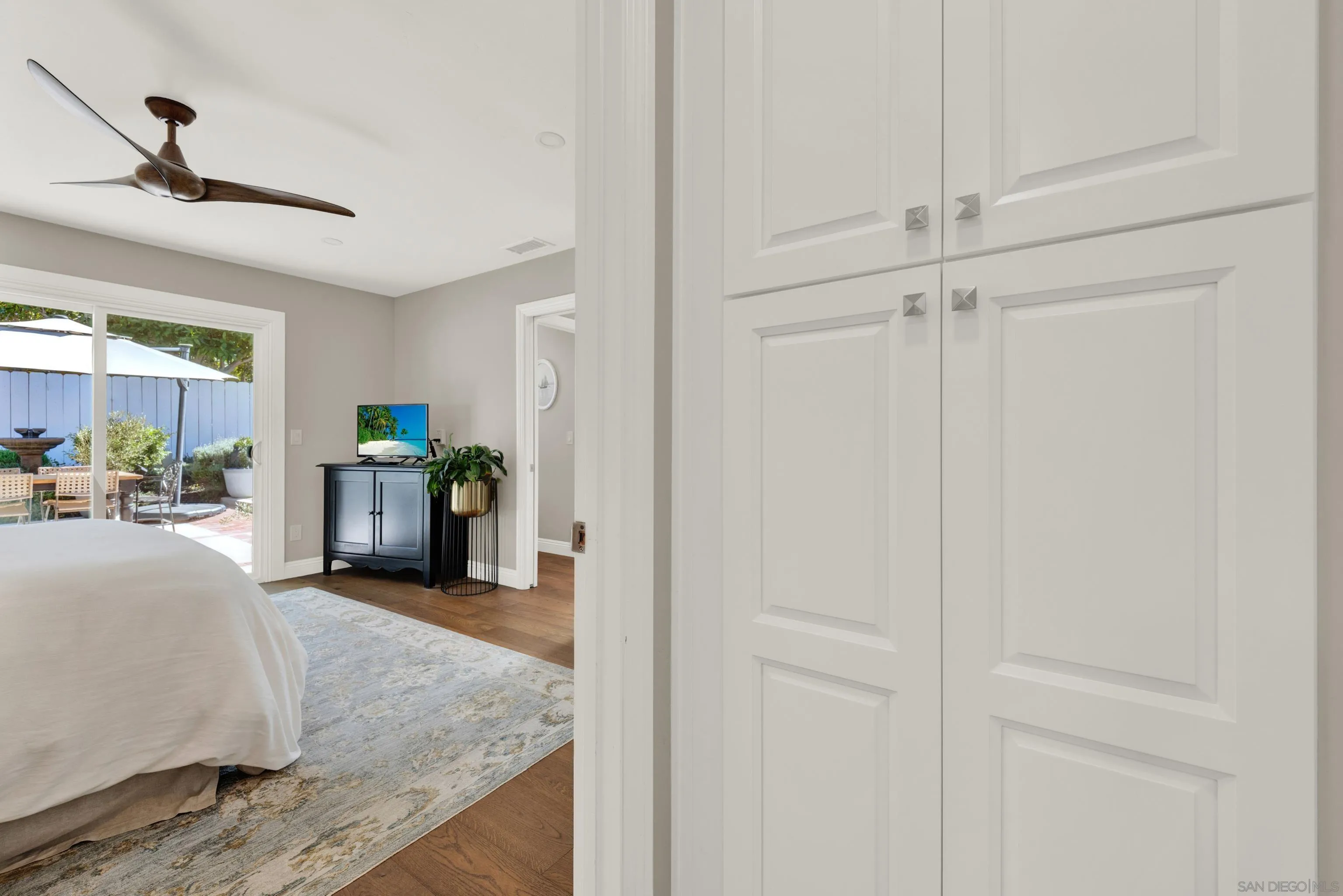 https://cdn.realtyfeed.com/cdn/127/260006435/b6bafd24120ea314443aa1f4c85b872d.webp