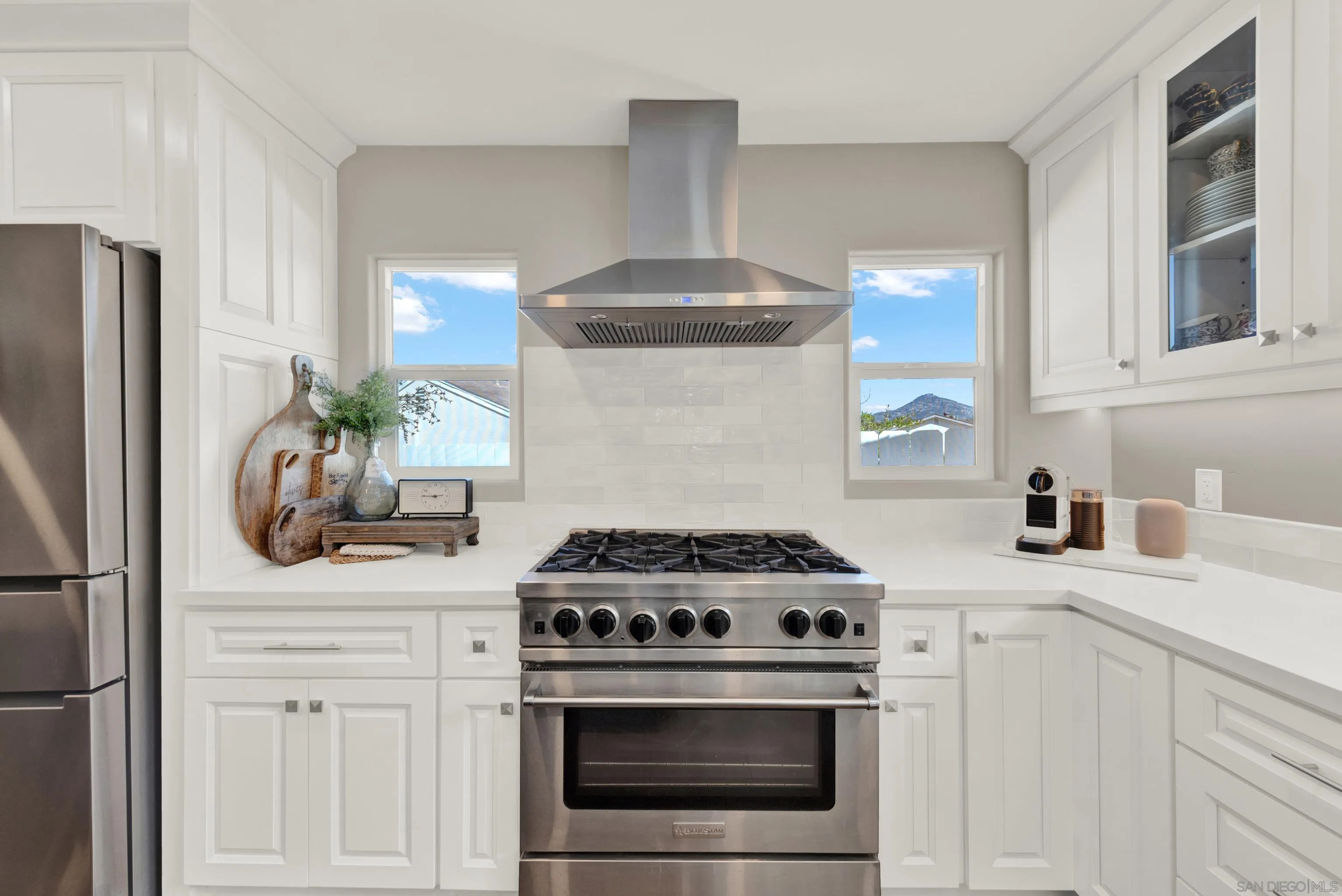 https://cdn.realtyfeed.com/cdn/127/260006435/e0e21fc3933944447c827b2cf7bec3f6.webp