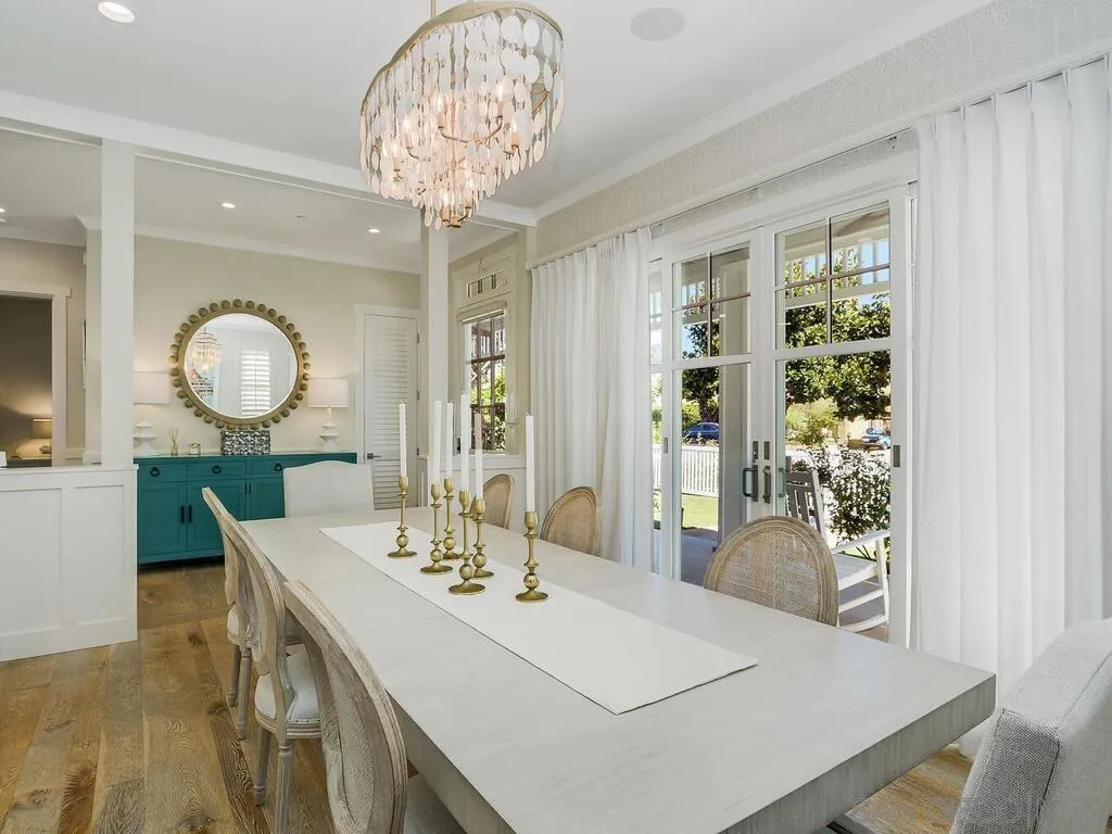 120 I Ave, Coronado, CA, 92118