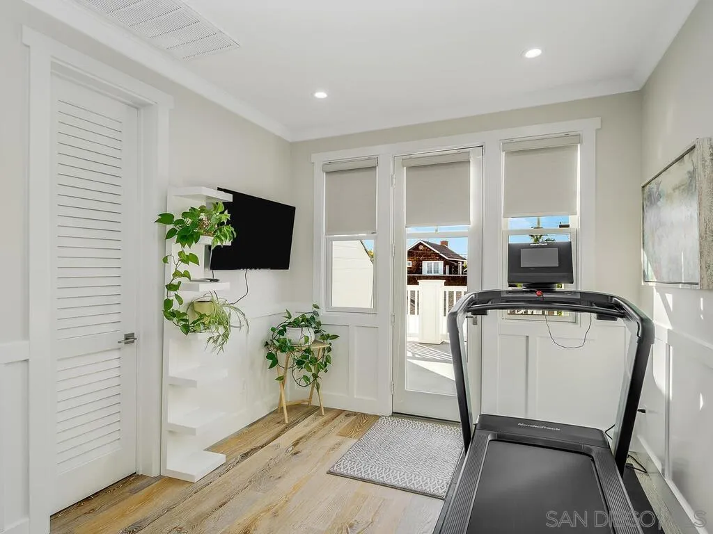 120 I Ave, Coronado, CA, 92118