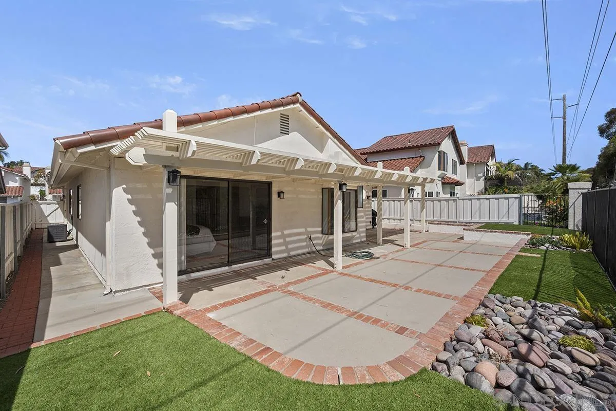 https://cdn.realtyfeed.com/cdn/127/260006440/08a387c34c8fa2e769140831e192187a.webp