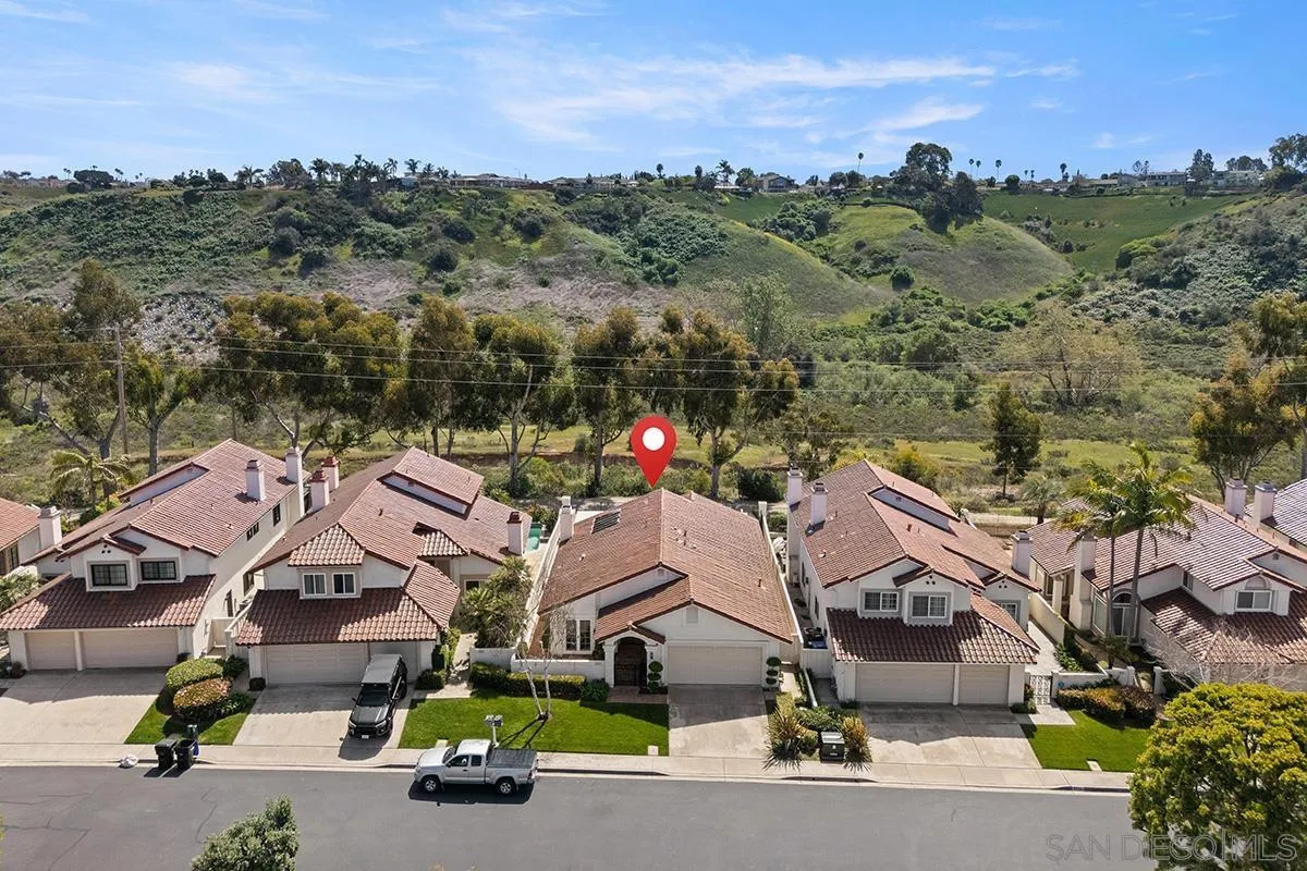 https://cdn.realtyfeed.com/cdn/127/260006440/dc34d113a6ab26f48a51116af8a0ba48.webp