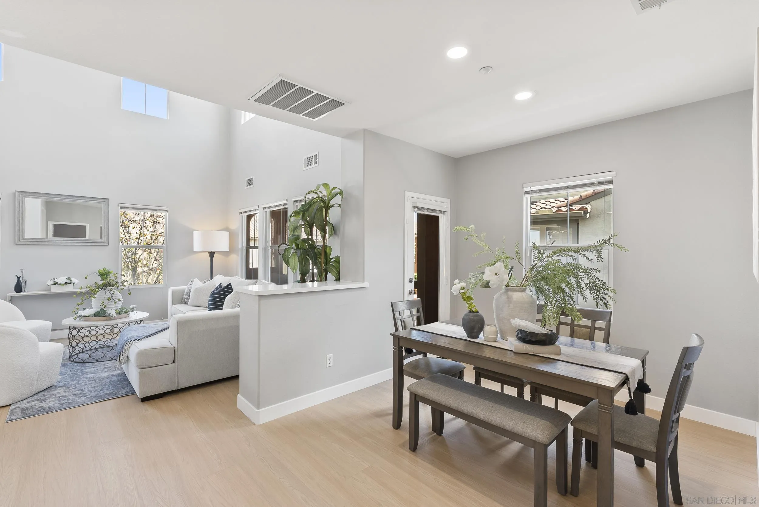 Photo #9: 260006441 Listing: Photo #9