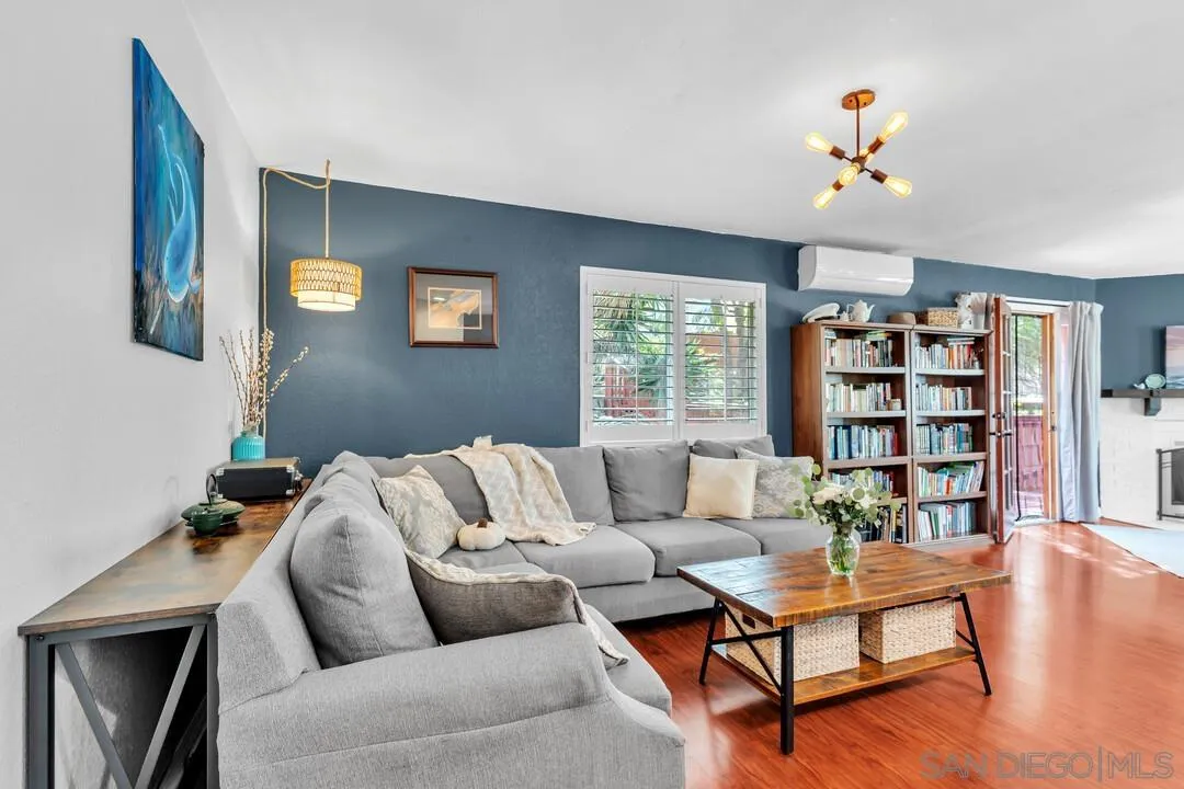 https://cdn.realtyfeed.com/cdn/127/260006442/0351a126c994ffd697e21db2b84baa07.webp
